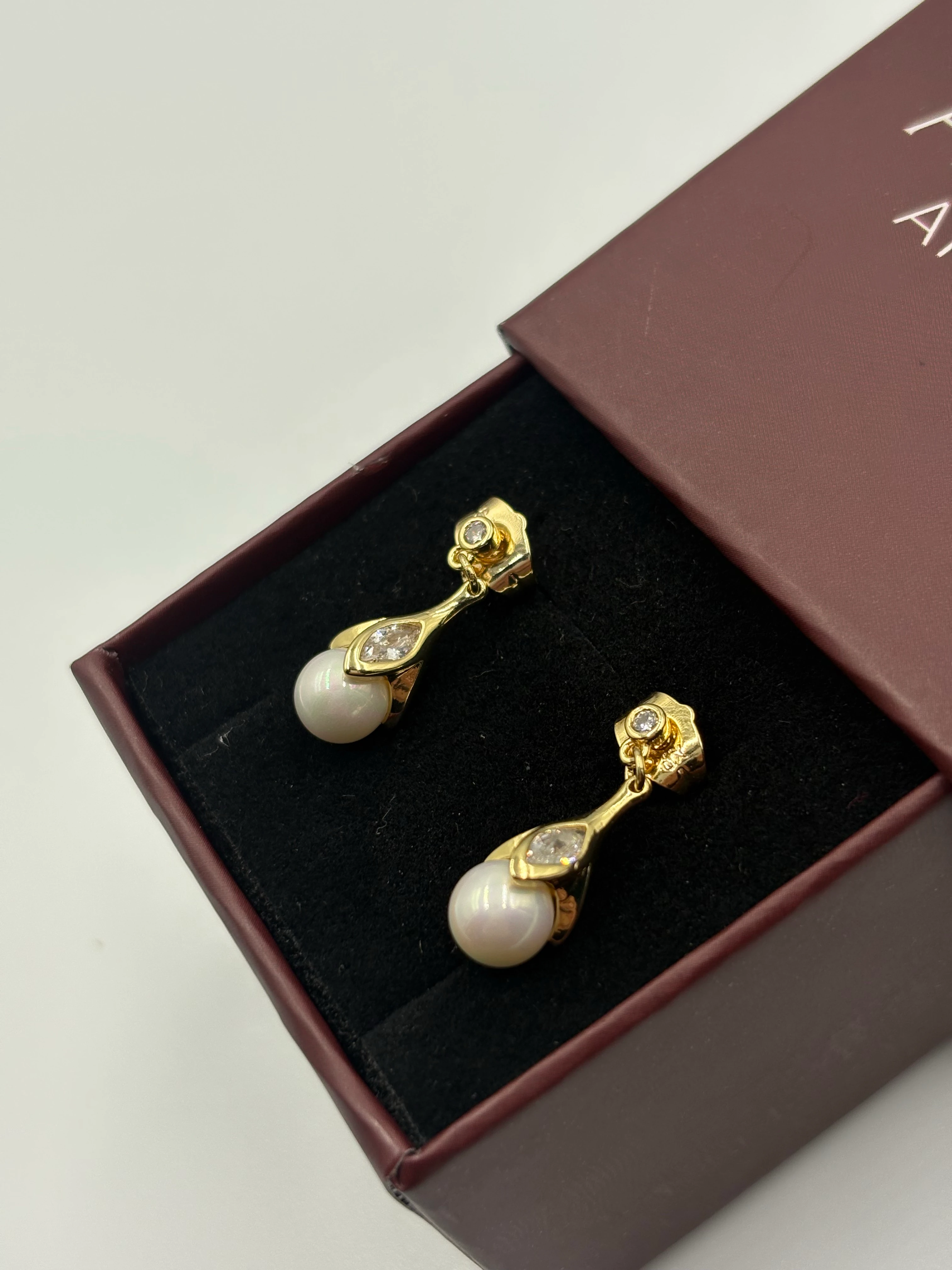 İnci ışıltısı Küpe 