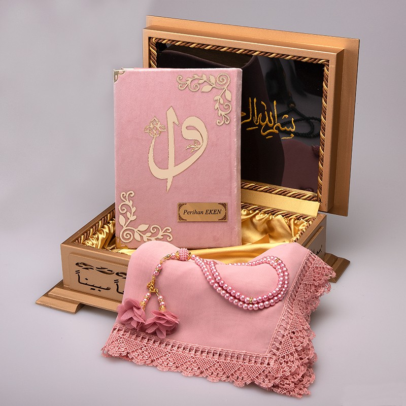 Gold Ahşap Kutu Kadife Kur’an-ı Kerim Elif-Vav (Tesbih, Şal)  - Pudra Pembe