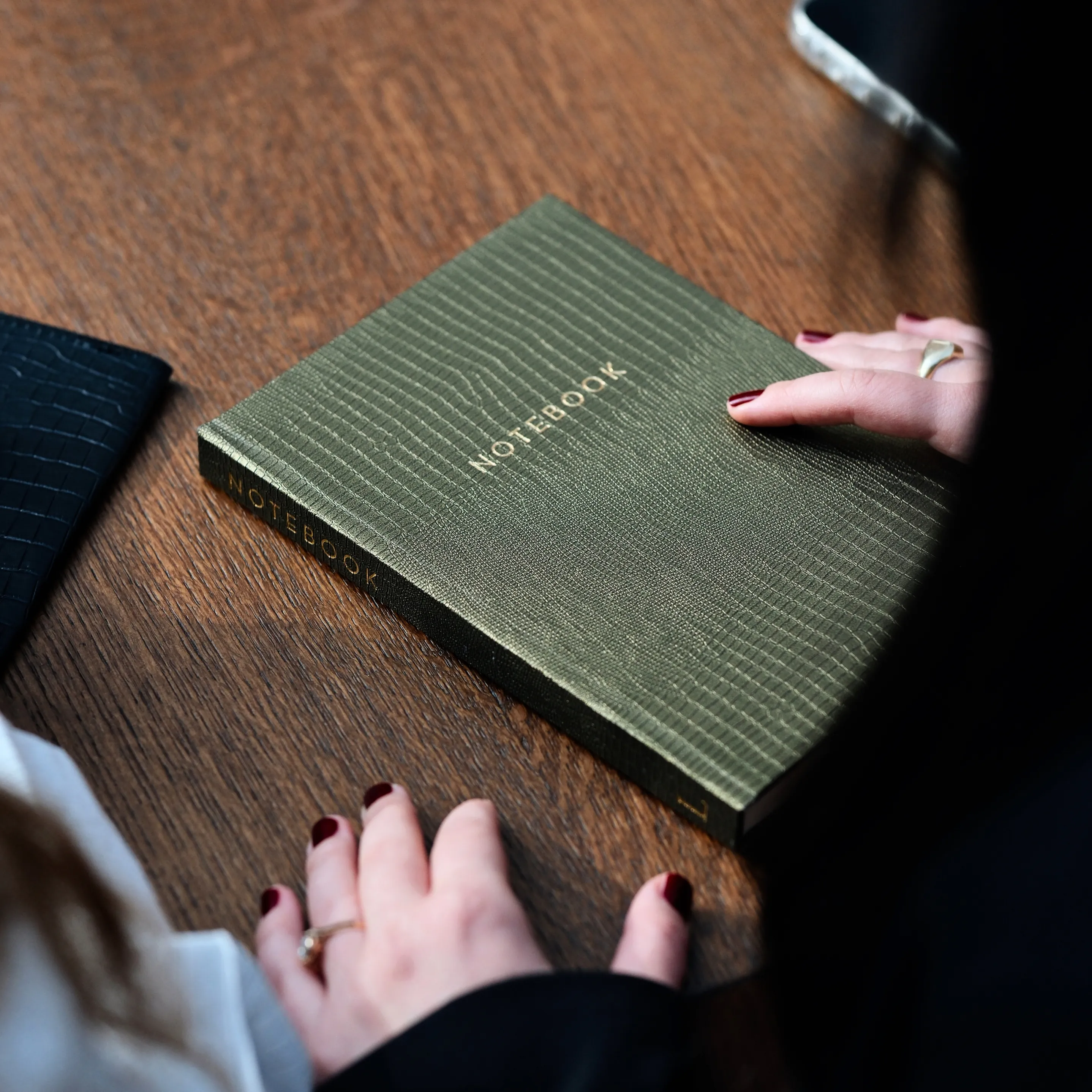 Dot Grid Notebook - Yeşil