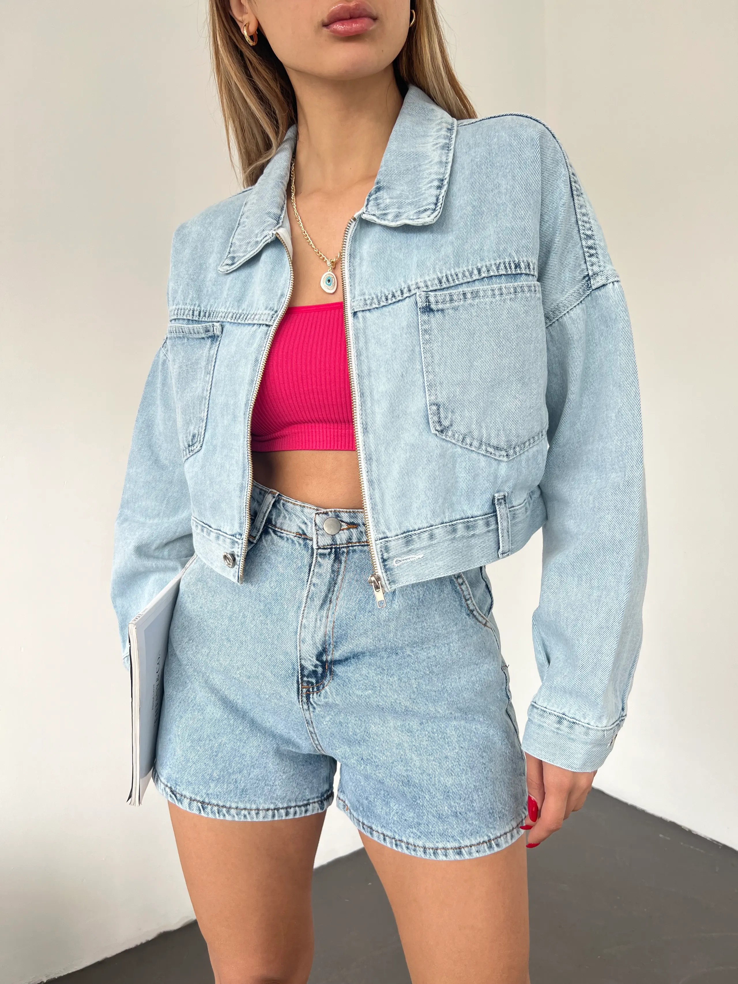 Fermuarlı Çift Cepli Crop Denim Ceket