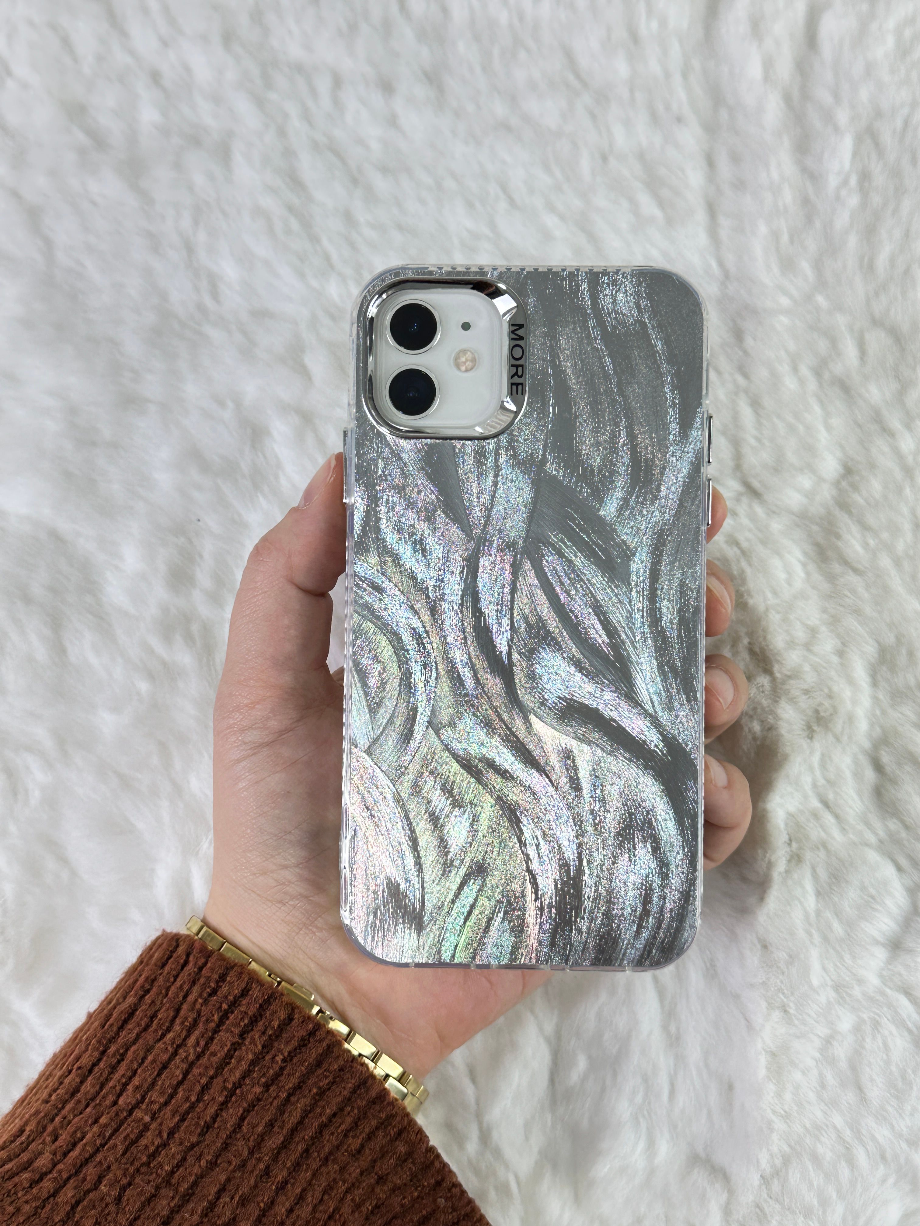 iPhone 11 Hologram Dalgalı Kamera Çıkıntılı Zarif Tasarımlı Wonder Kılıf