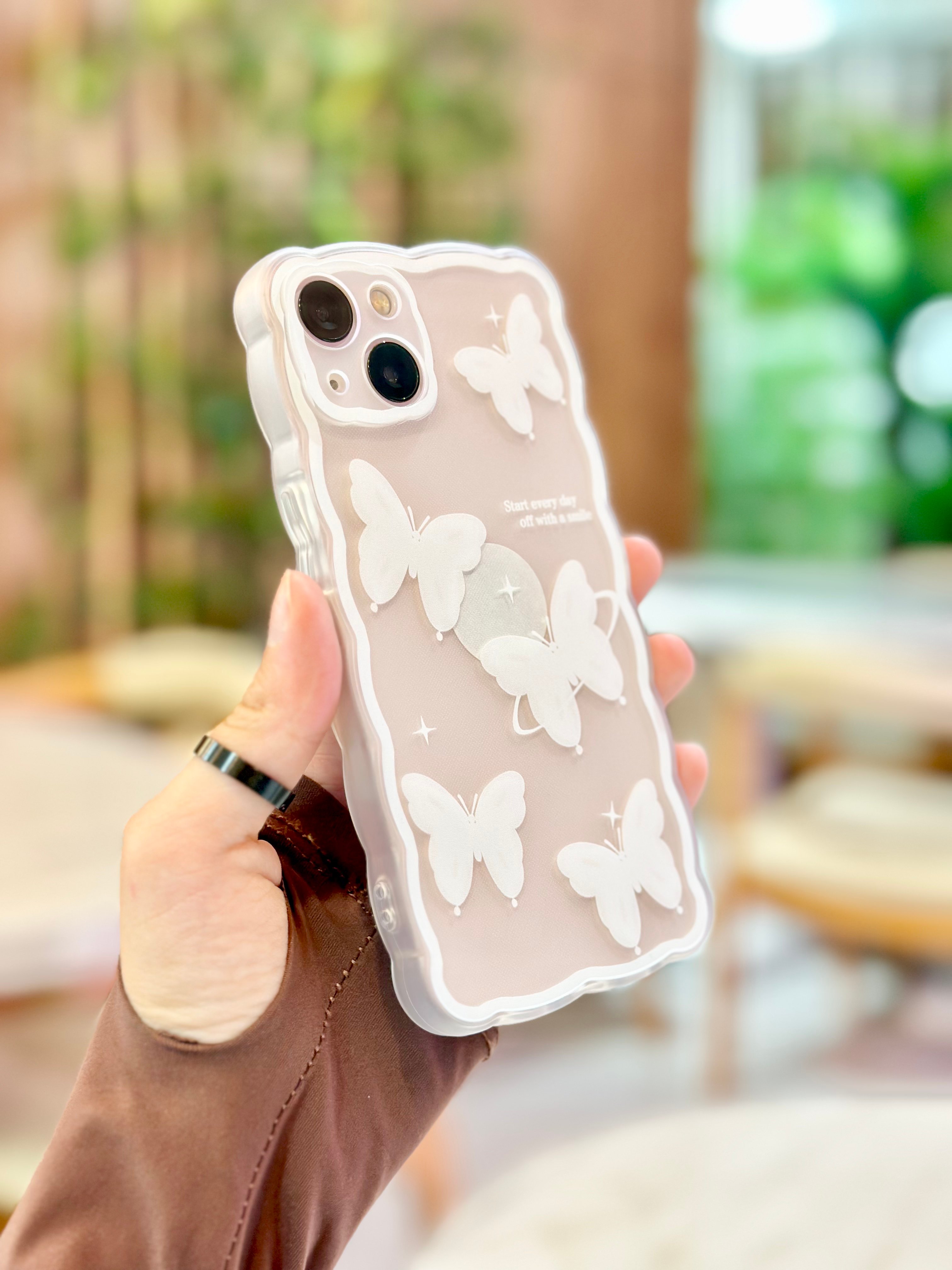 iPhone 14 Zarif Kelebek Desenli iPhone Butter Fly Kılıfı