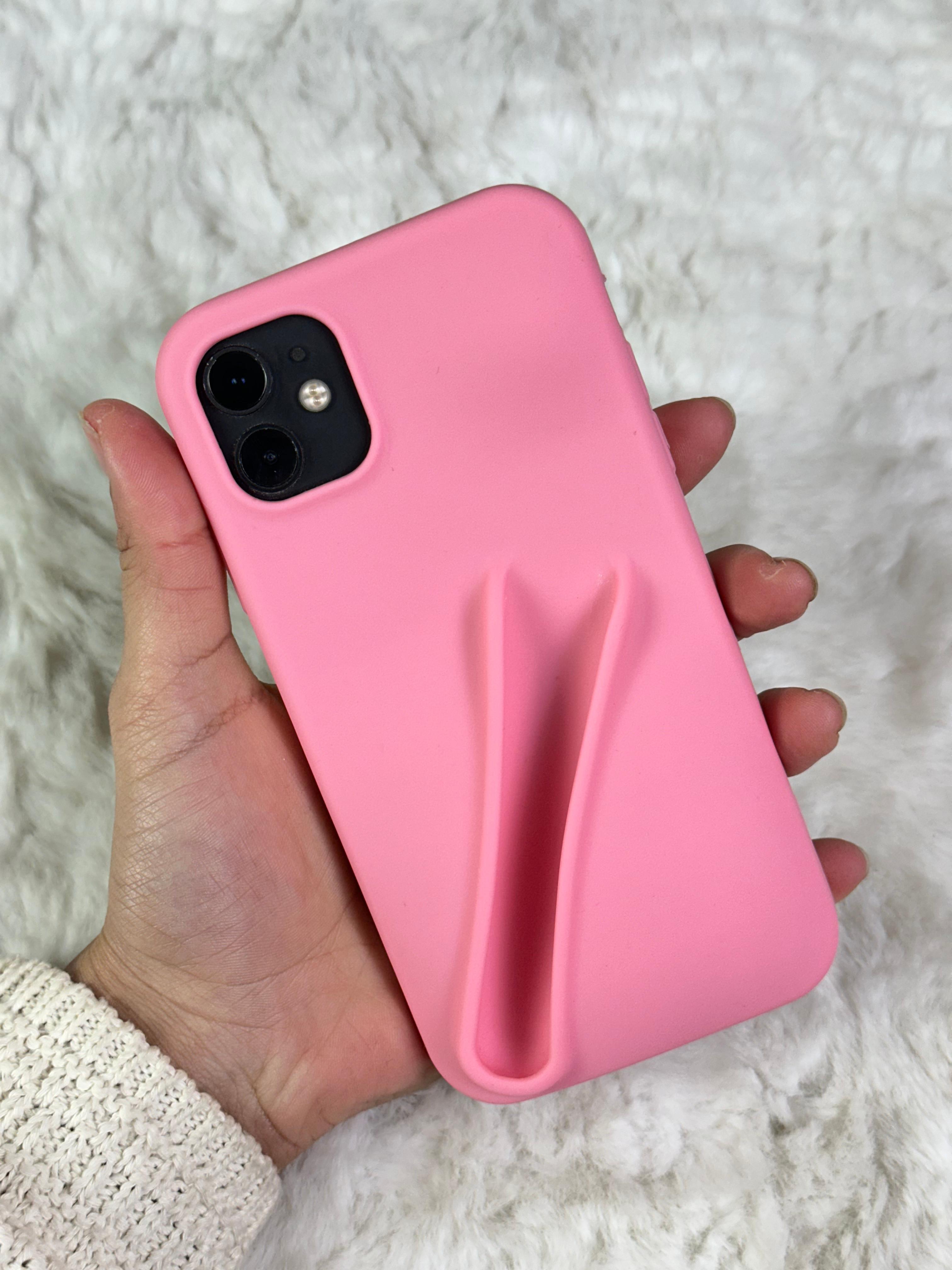 iPhone 11 Yumuşak Silikonlu Lip Balm Koyma Yeri Olan Gloss Kılıf 