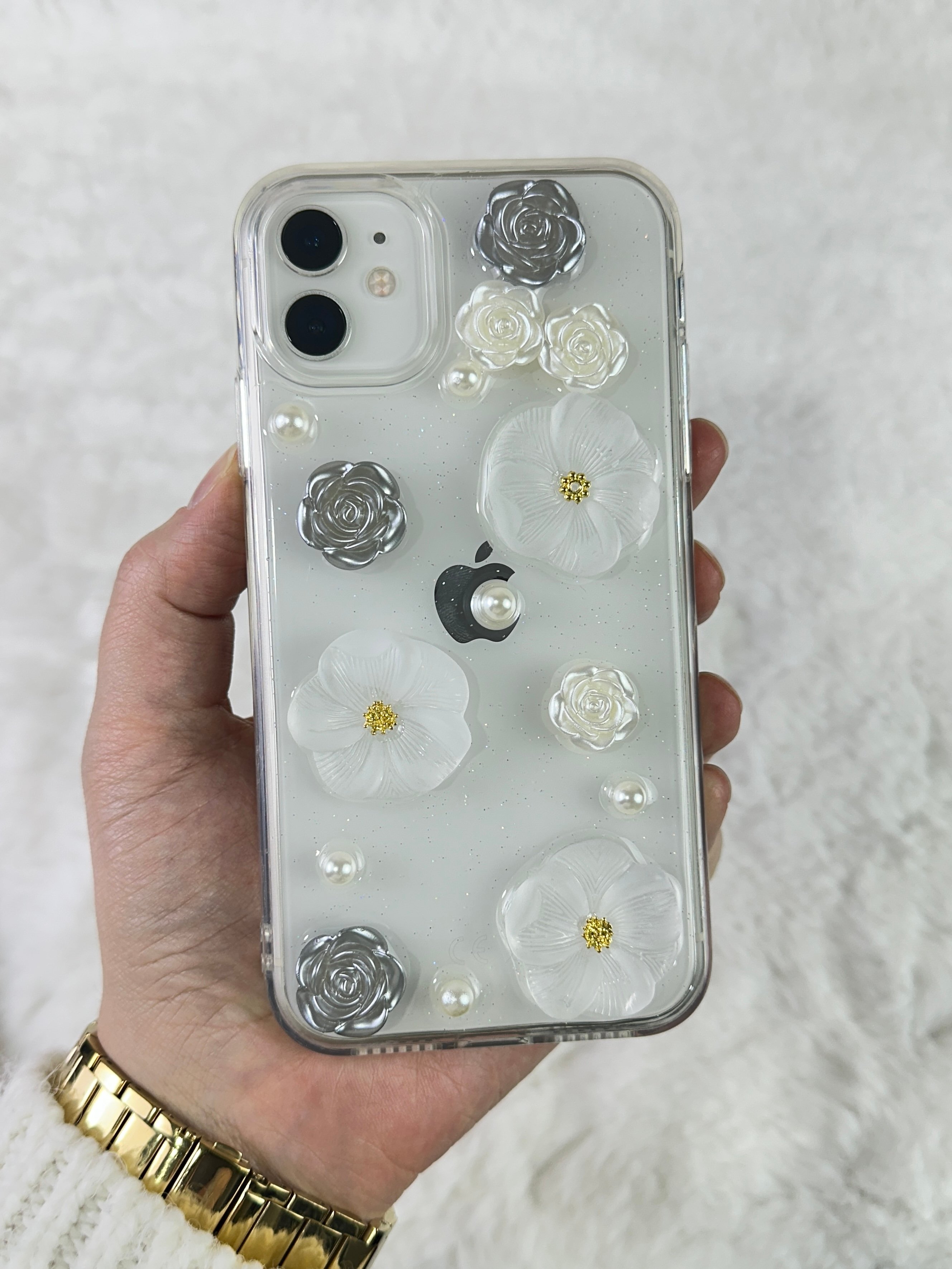 iPhone 11 3D Çiçek Desenli İnci Detaylı Pearl Kılıf