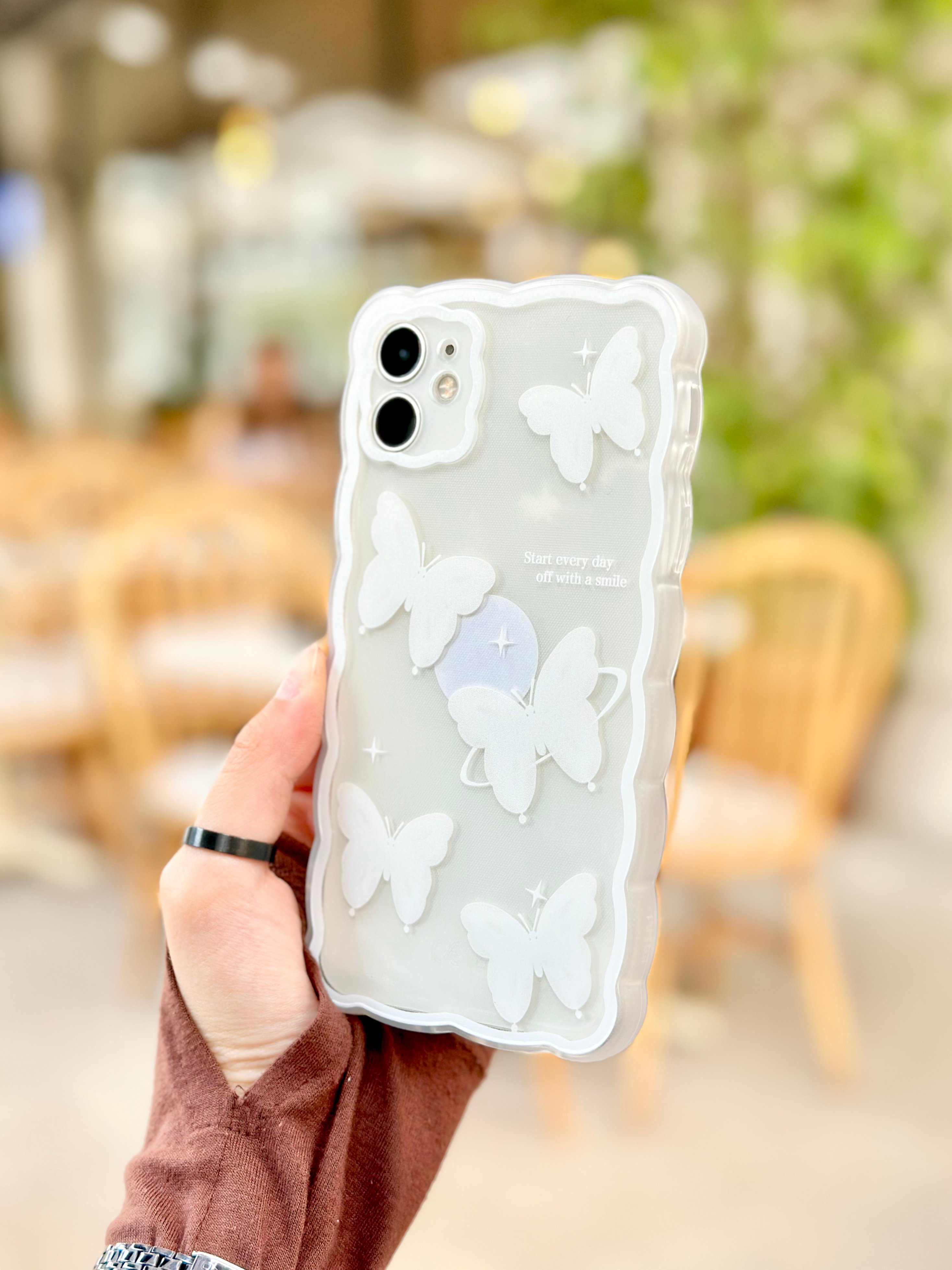 iPhone 11 Zarif Kelebek Desenli iPhone Butter Fly Kılıfı