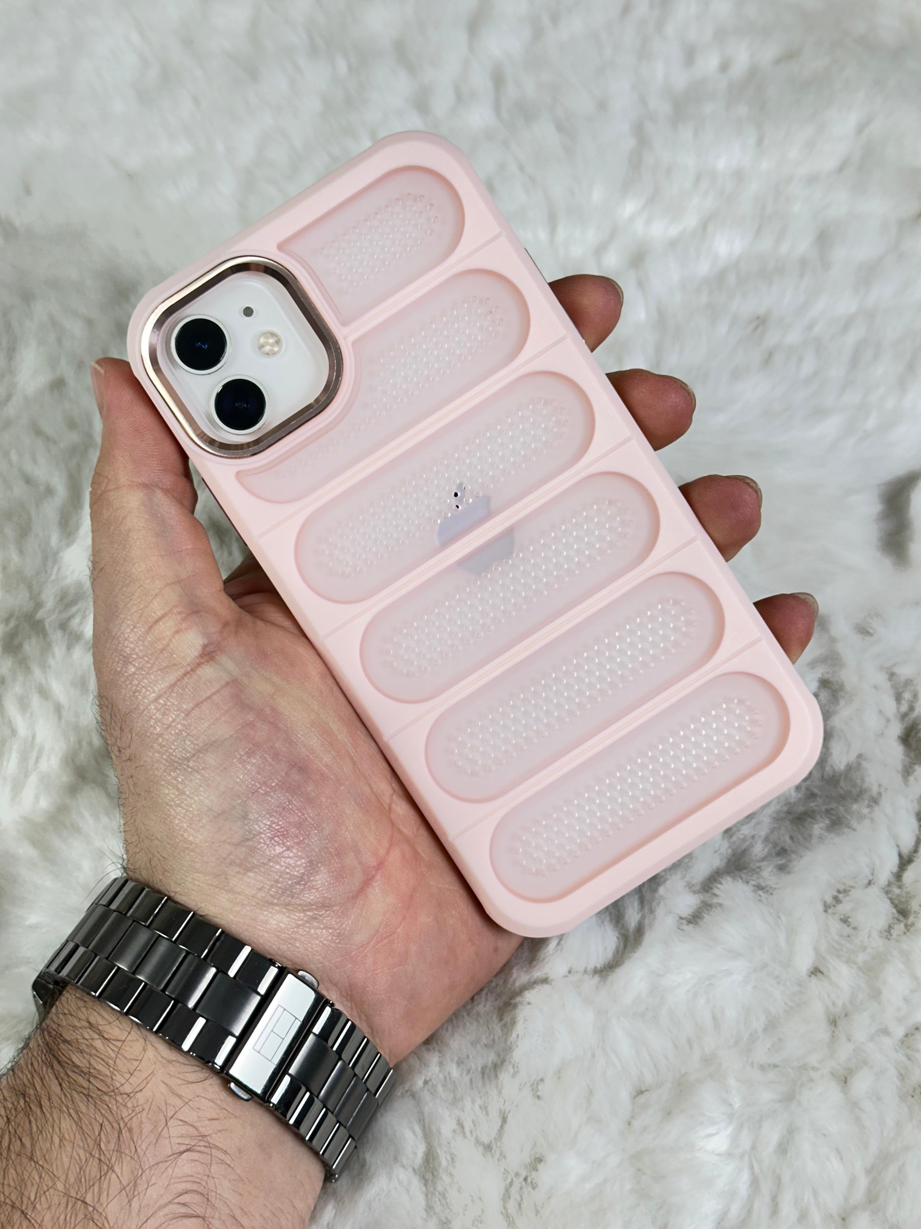 iPhone 11 Pars Kılıf 