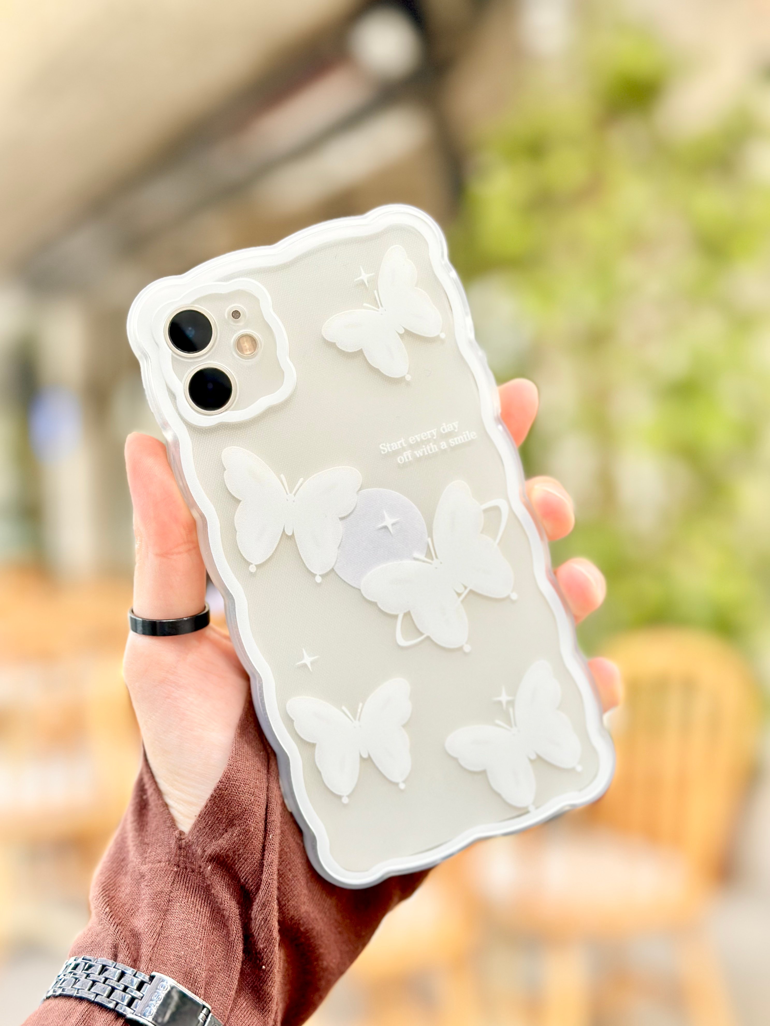 iPhone 11 Zarif Kelebek Desenli iPhone Butter Fly Kılıfı