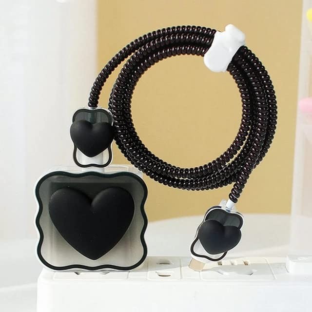 iPhone 18W/20W Uyumlu Şarj Kılıfı Siyah Kalp