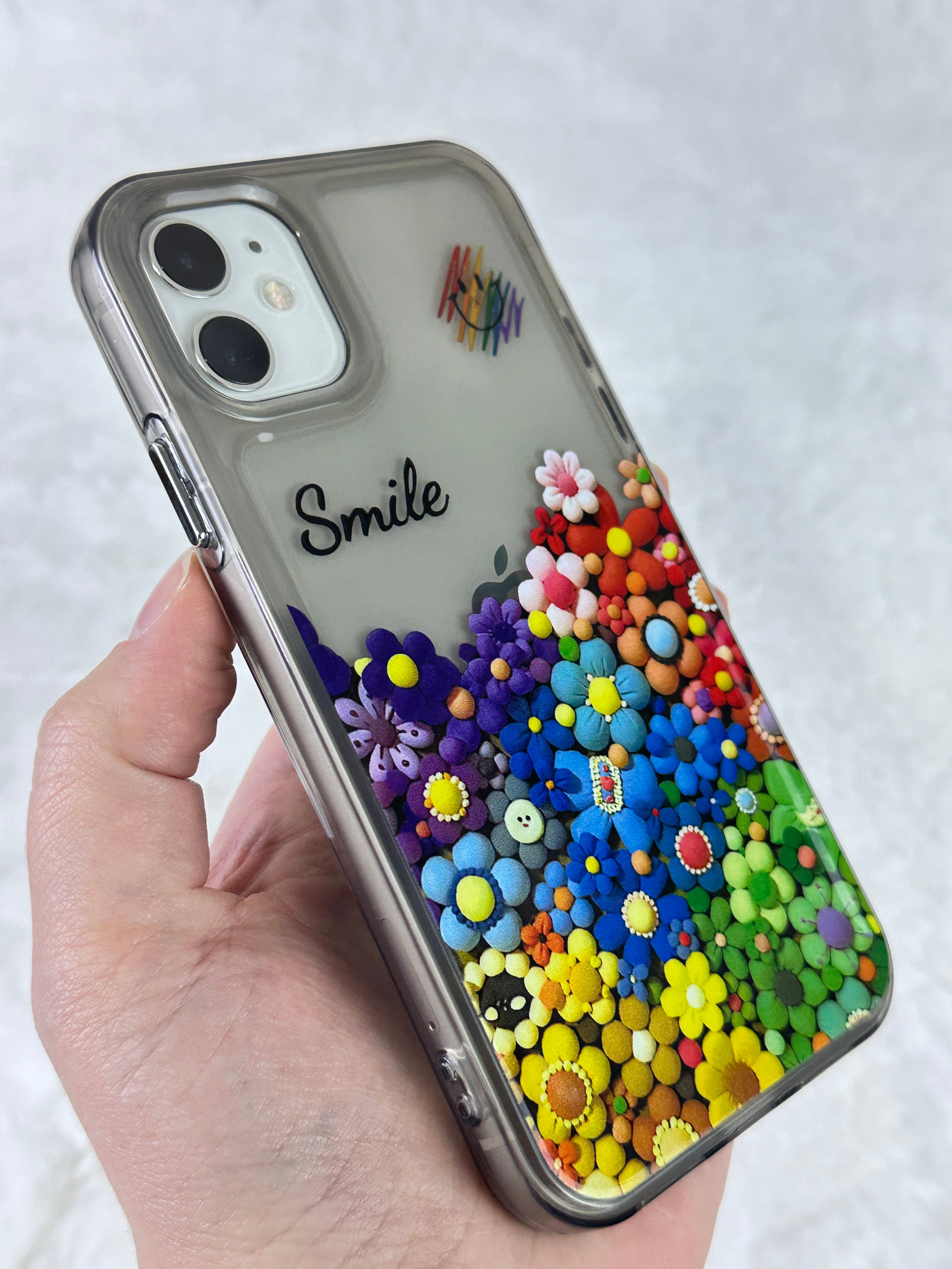 iPhone 11 Renkli Çiçek Desenli Smile Yazılı Pox Kılıf