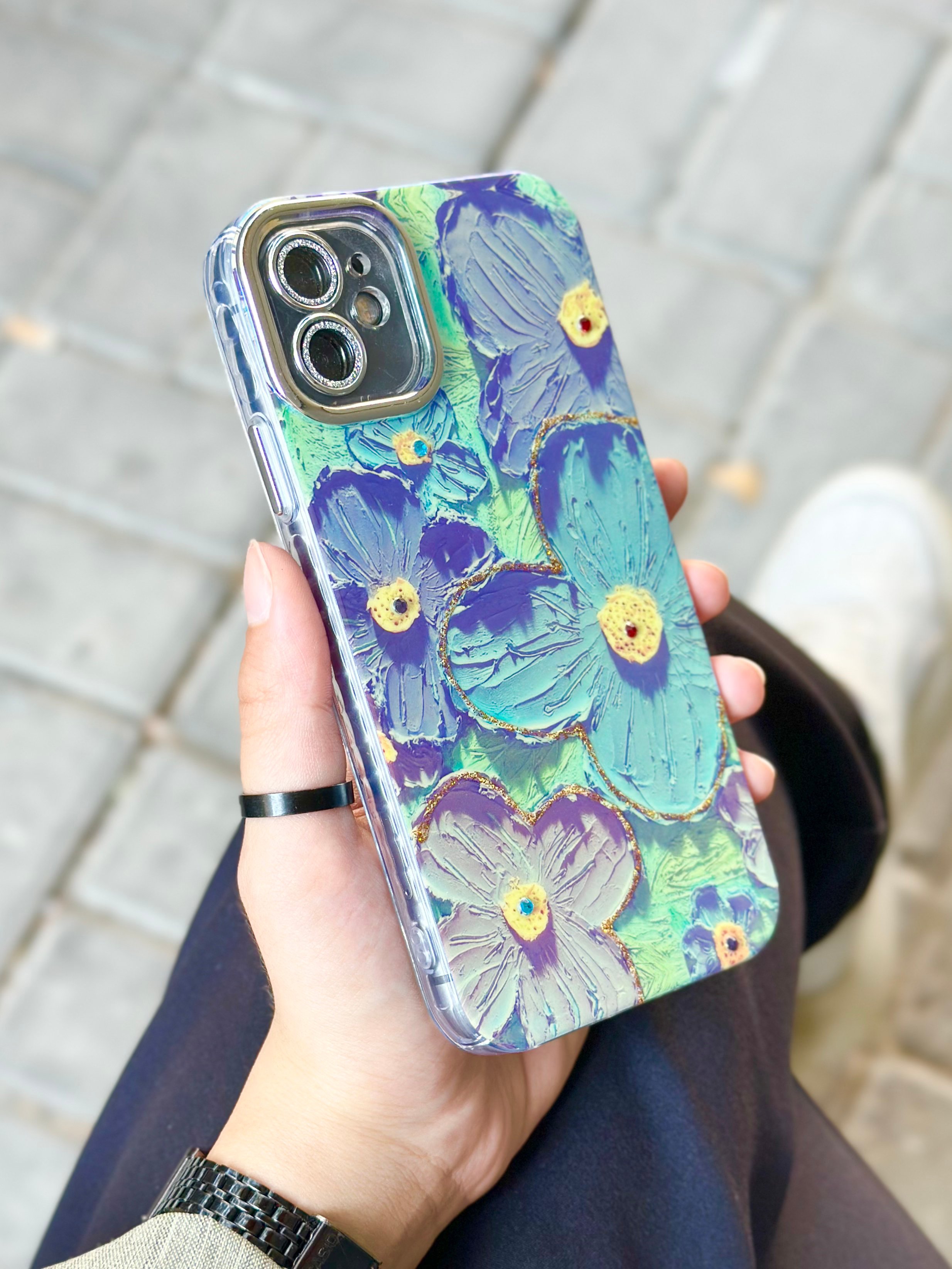 iPhone 11 Çiçek Desenli Lens Koruyuculu Paint Kılıfı 