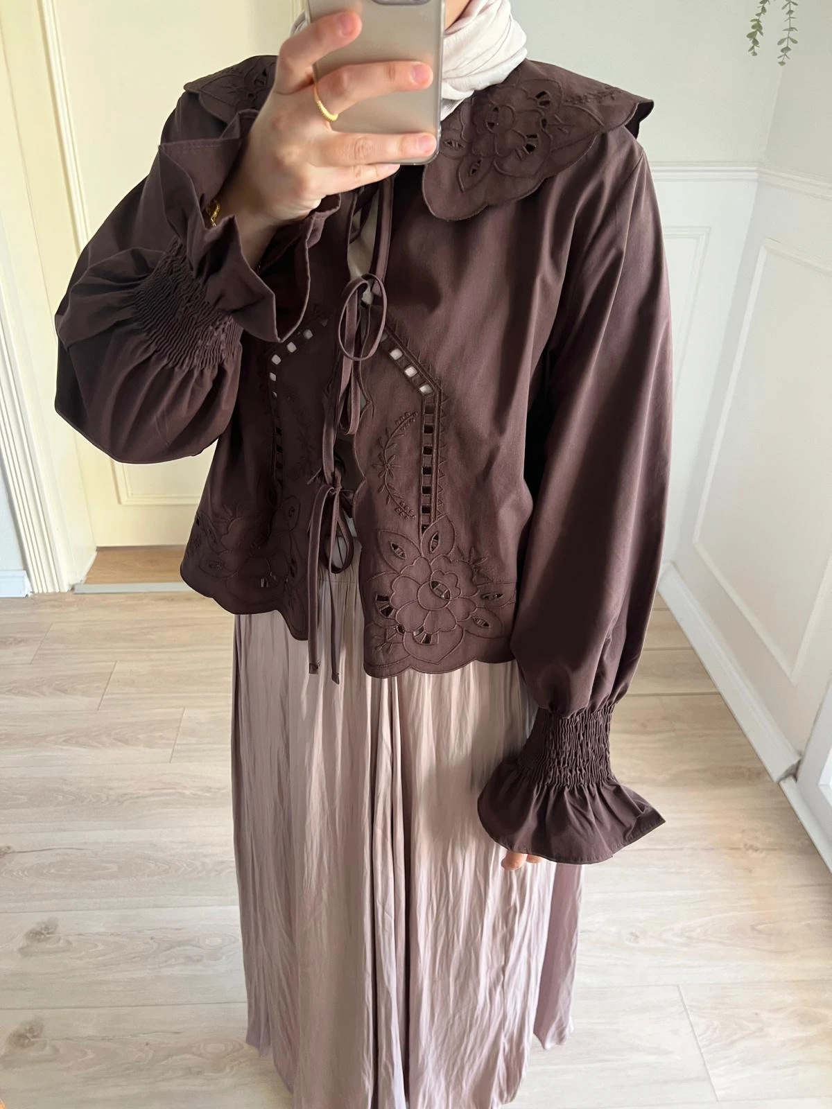 Güpürlü Kahve GÖMLEK