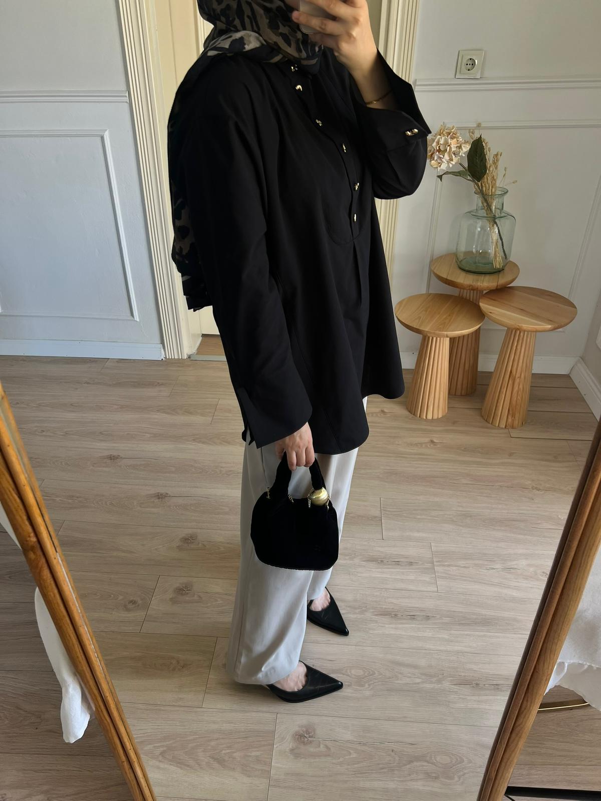 KADRİYE BAŞTÜRK GÖMLEK - SİYAH