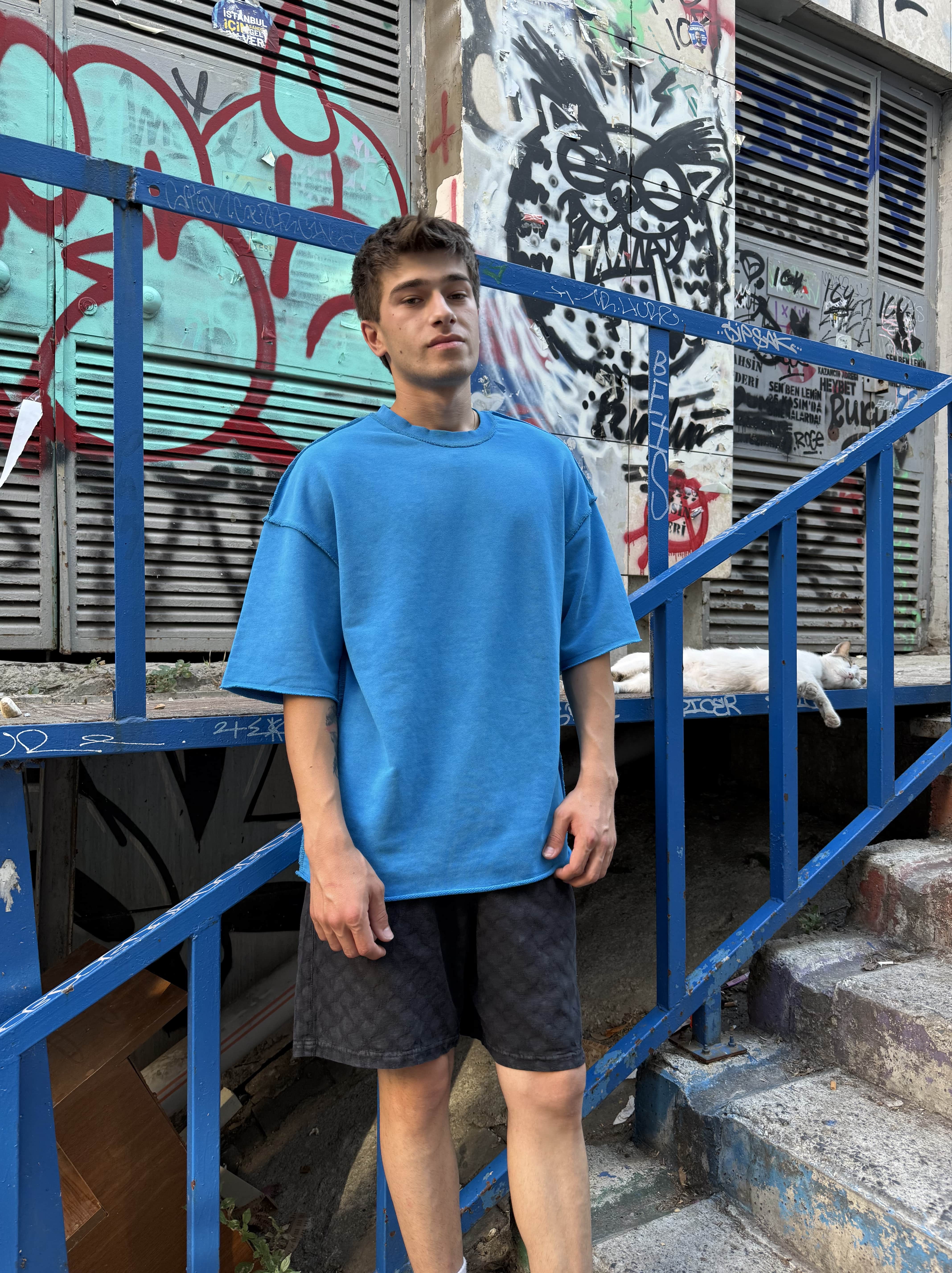 2 İplik Kumaş Ters Dikiş Detaylı Oversize Tişört - Mavi