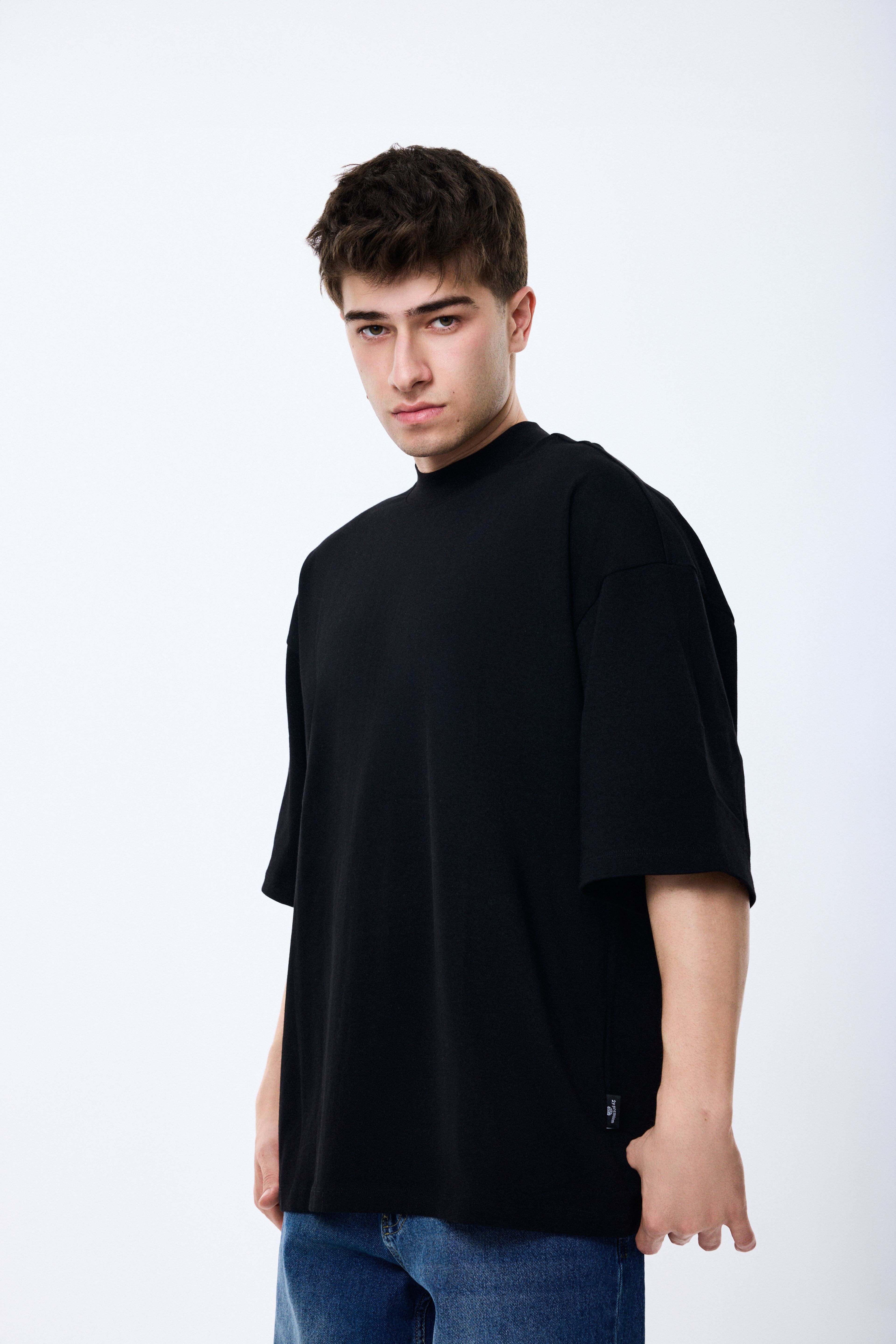 Kapalı Yaka Oversize Premium Tshirt