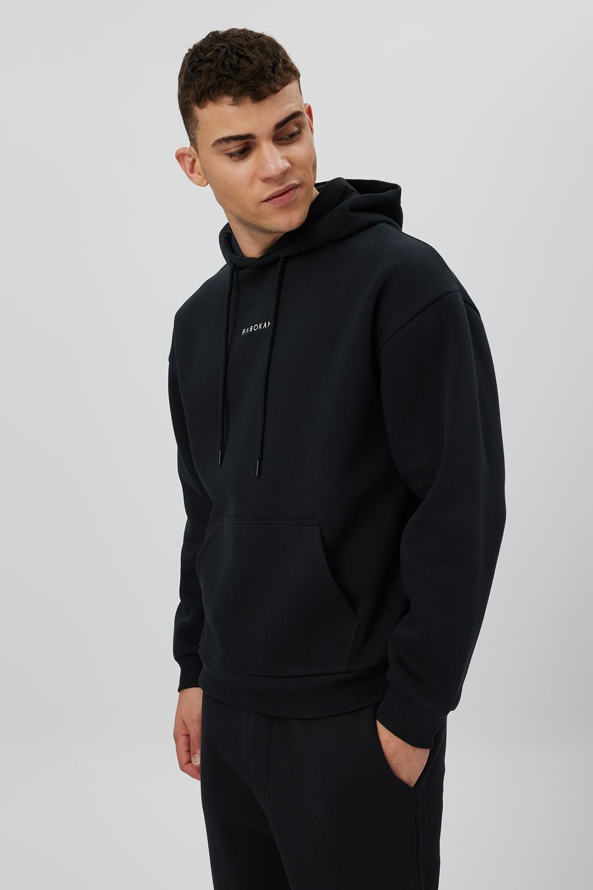 Nakışlı Oversize Kapüşonlu Sweatshirt