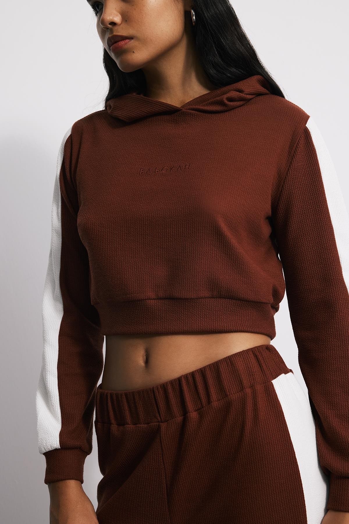 Kapüşonlu Dökümlü Crop Sweatshirt