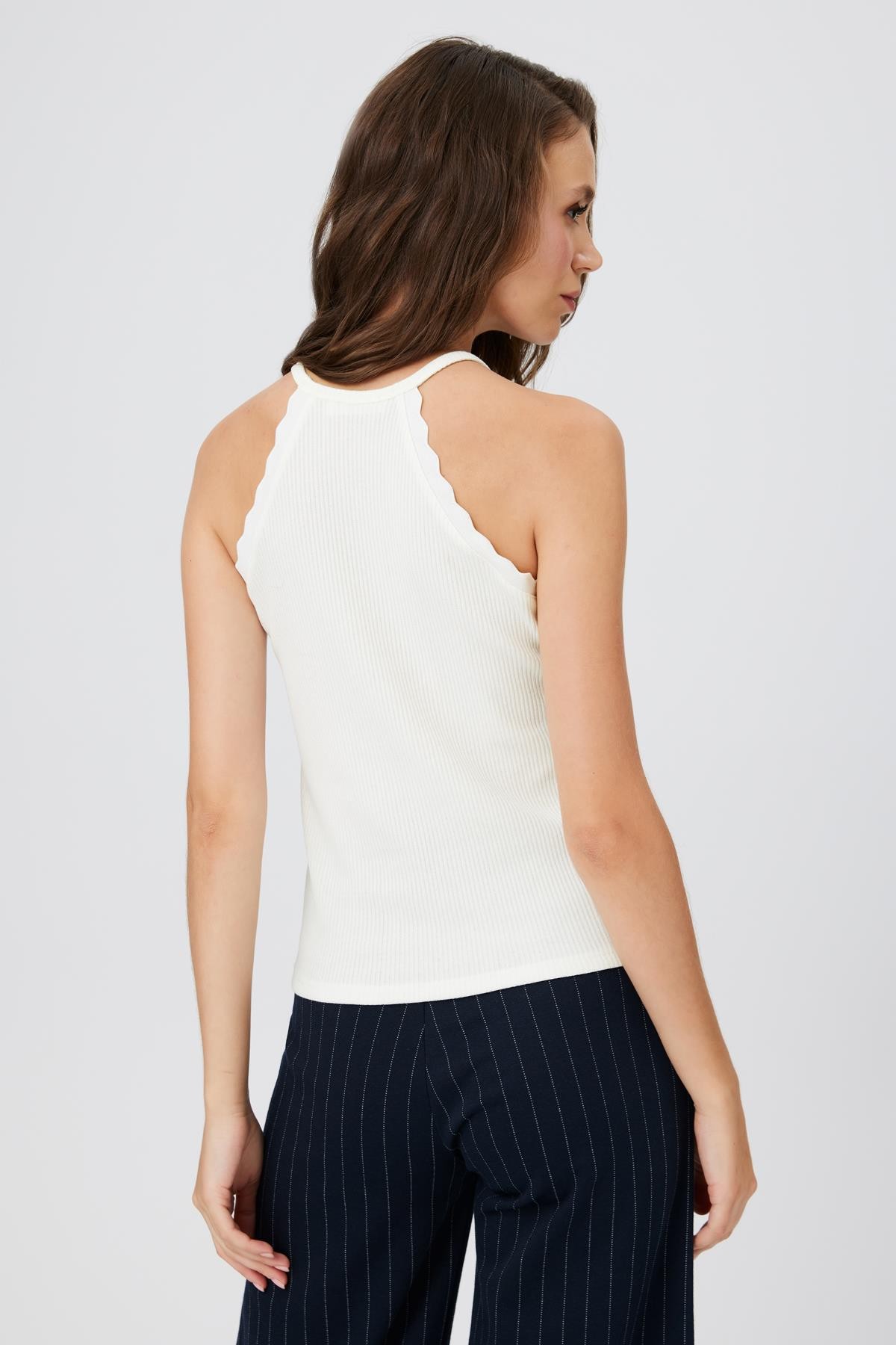 Halter Yaka Zigzag Triko Atlet