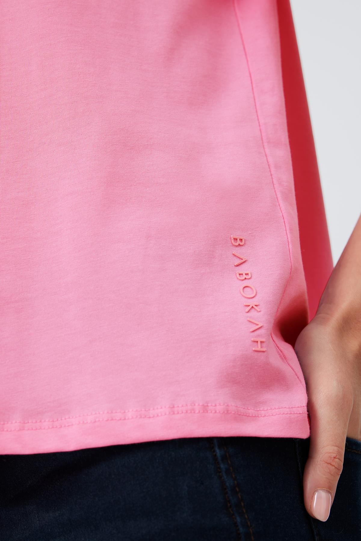V Yaka Basic Kısa Kol T-Shirt