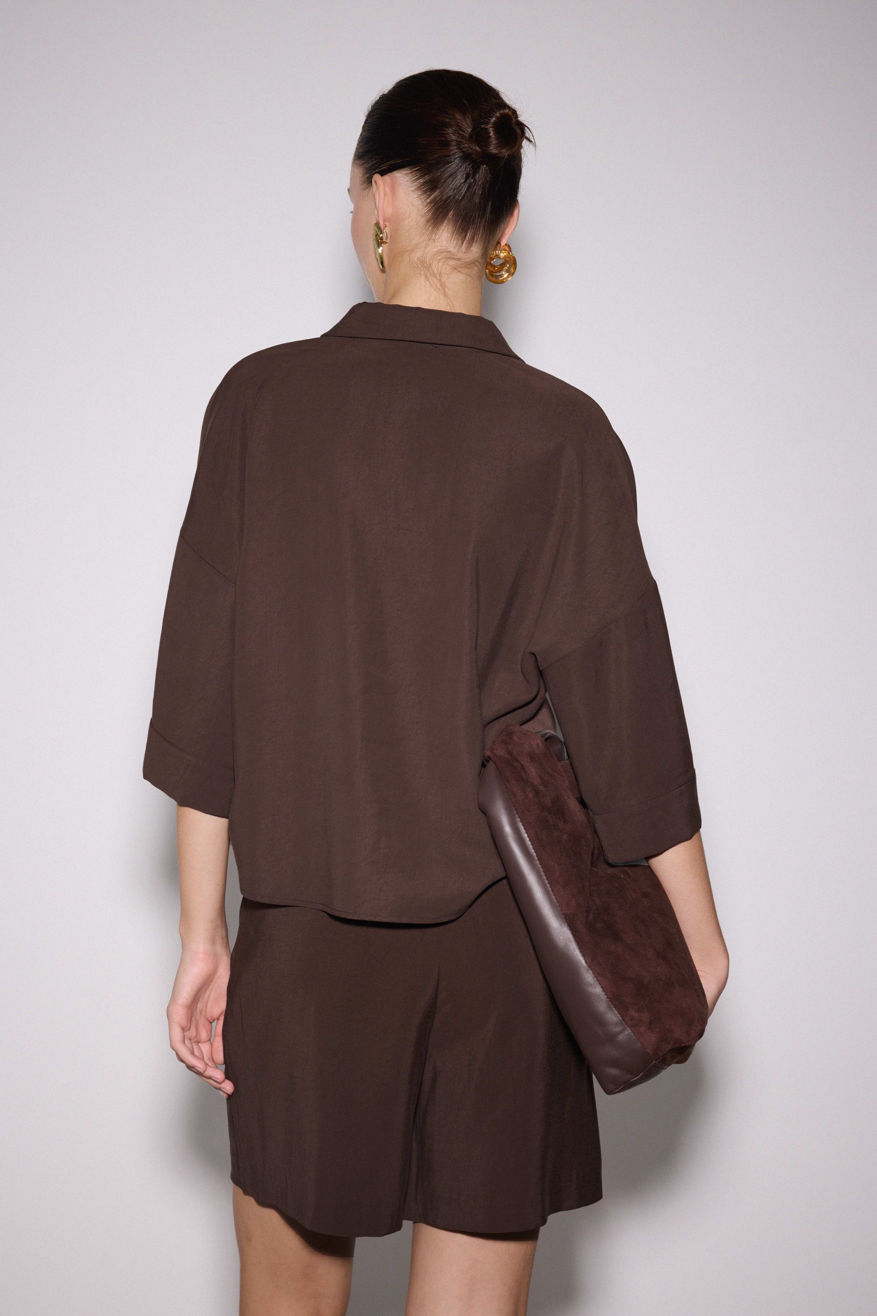 Modal V Yaka Gömlek - KAHVERENGİ