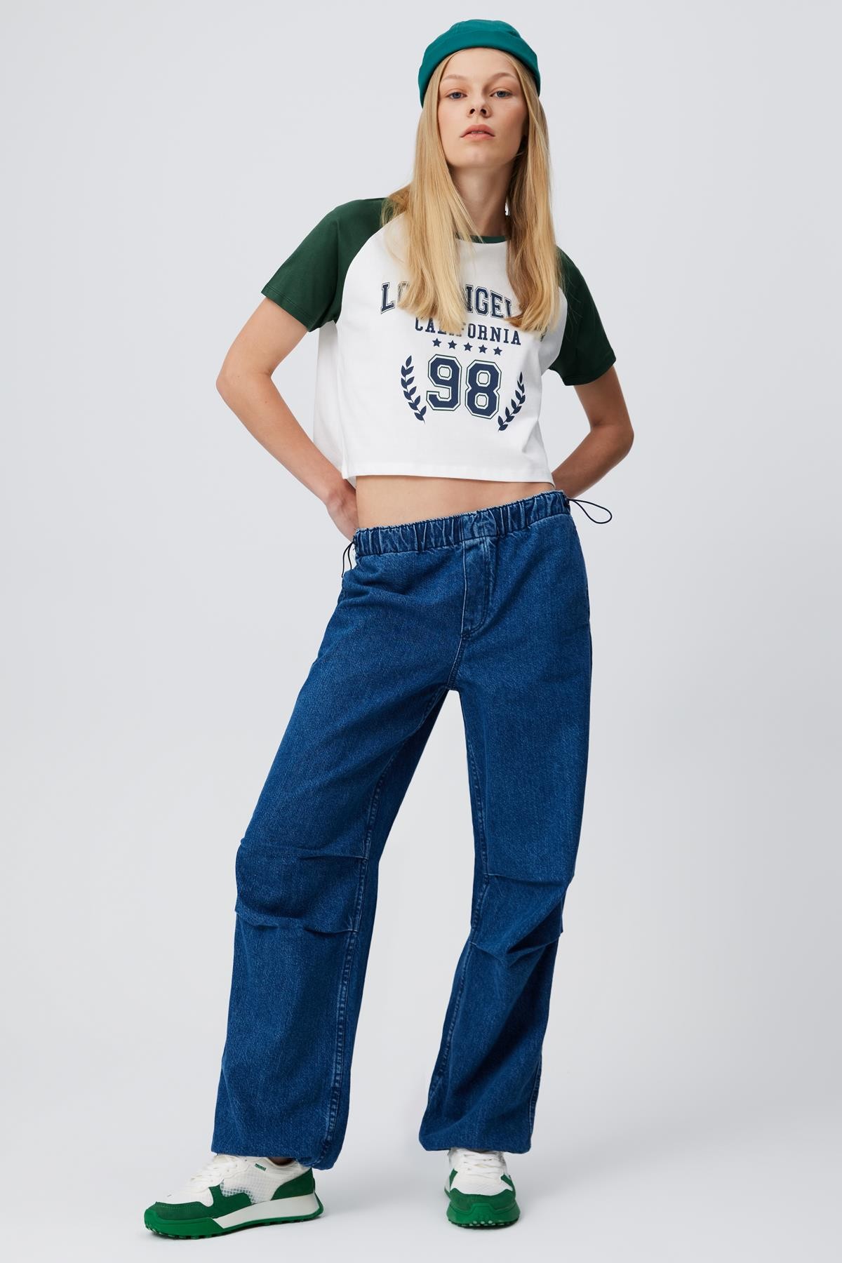 Kolej Baskılı Reglan Kol Crop T-Shirt