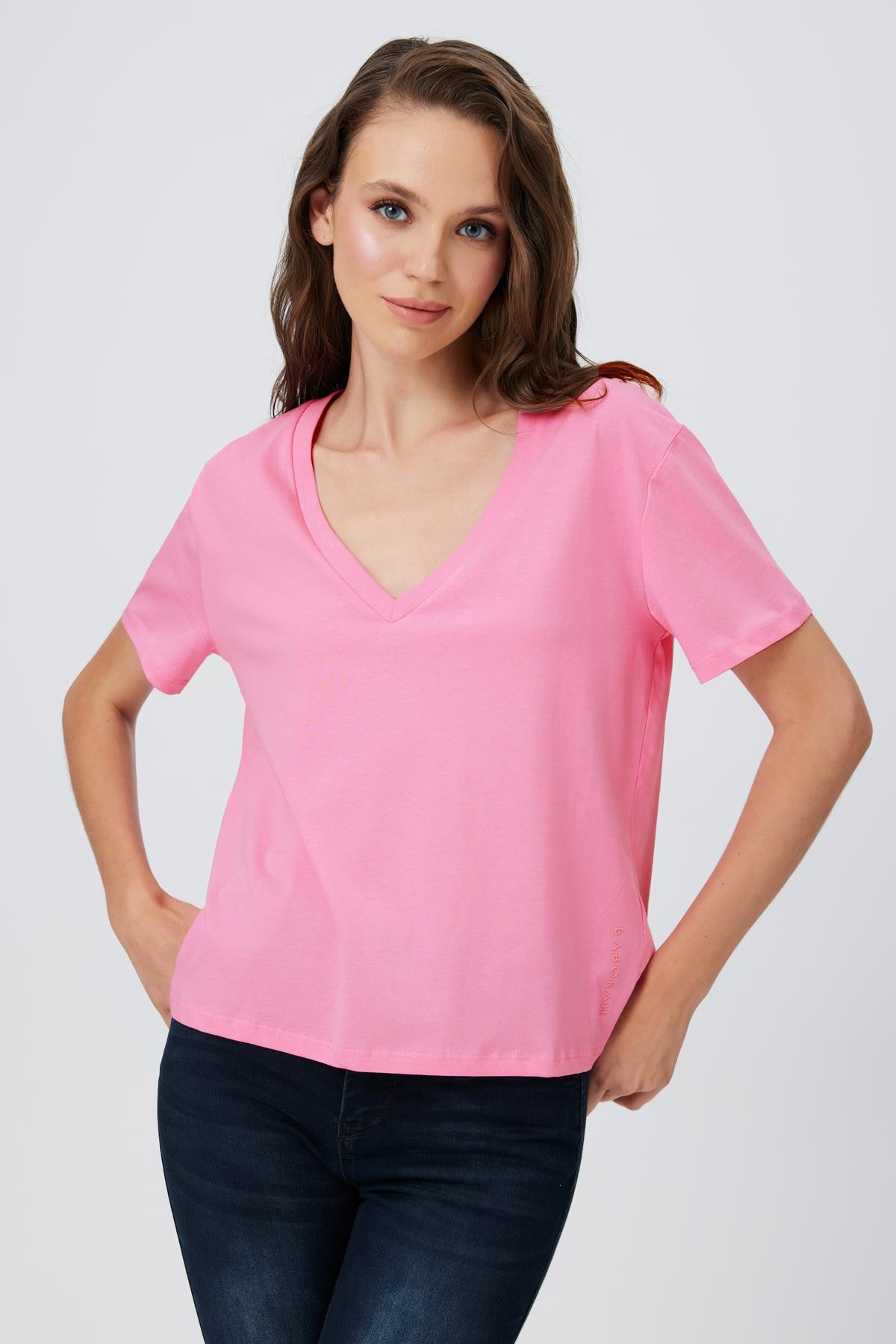 V Yaka Basic Kısa Kol T-Shirt