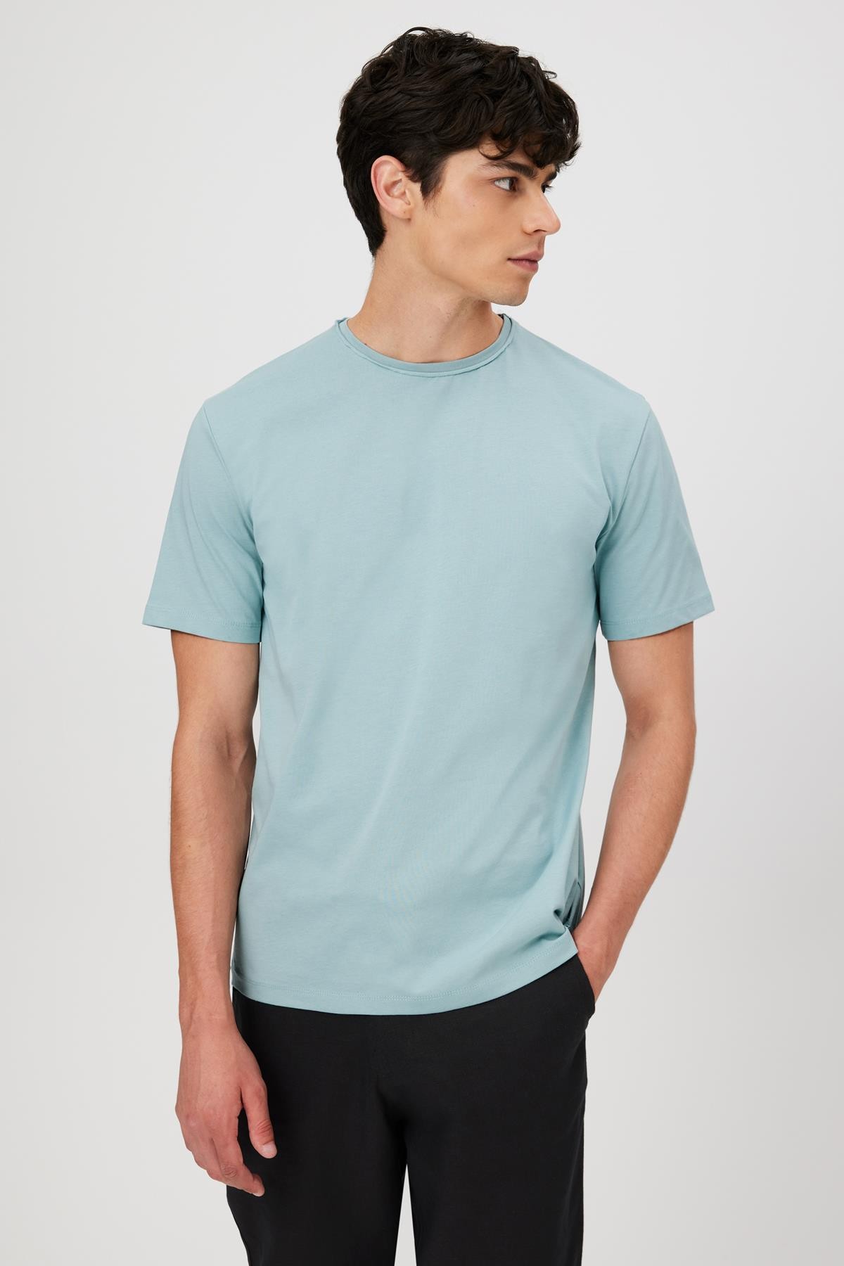 Raw Edge Yaka Basic Comfort Fit T-Shirt - AÇIK MAVİ