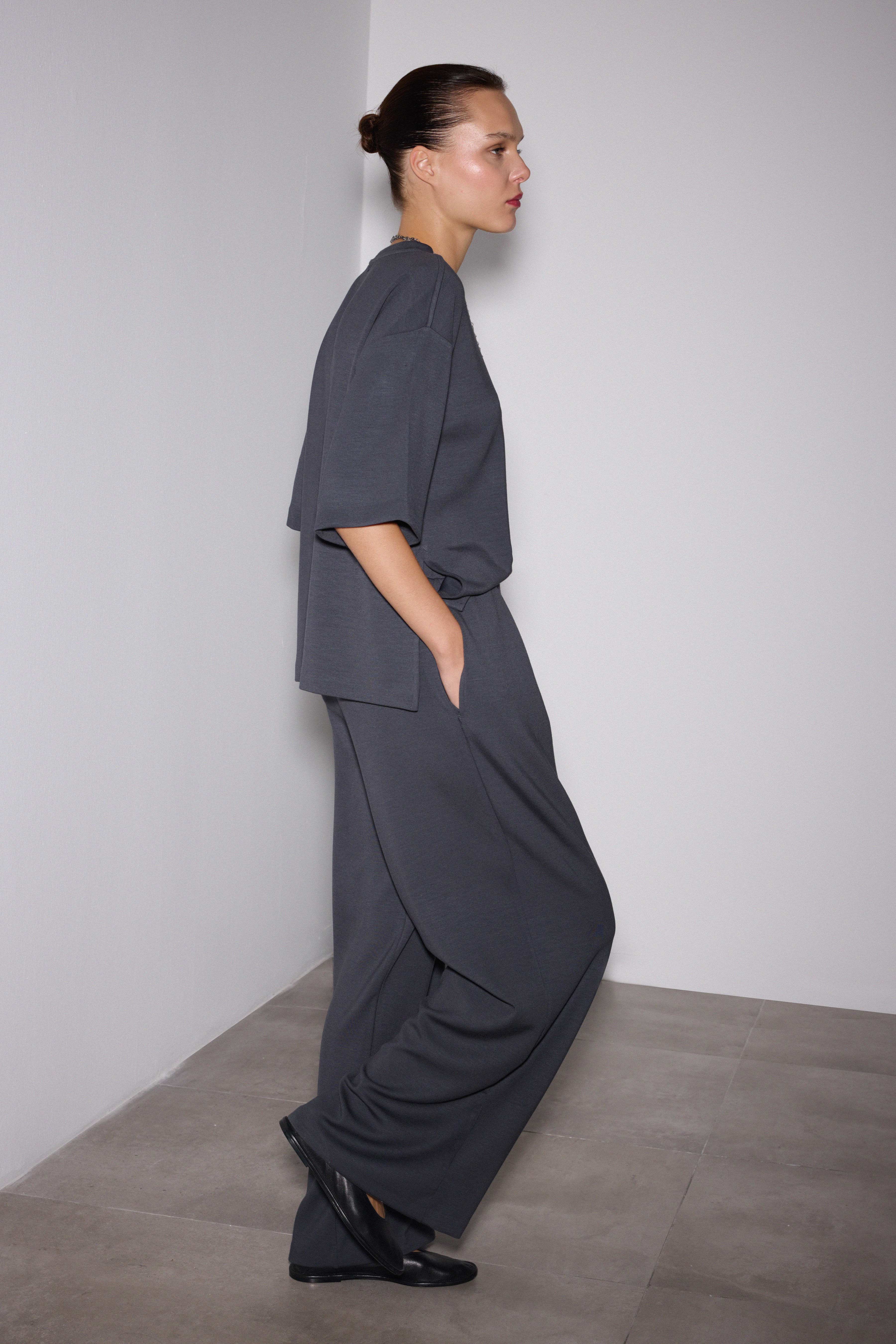 Yırtmaçlı Loose Fit Modal T-Shirt - KARBON