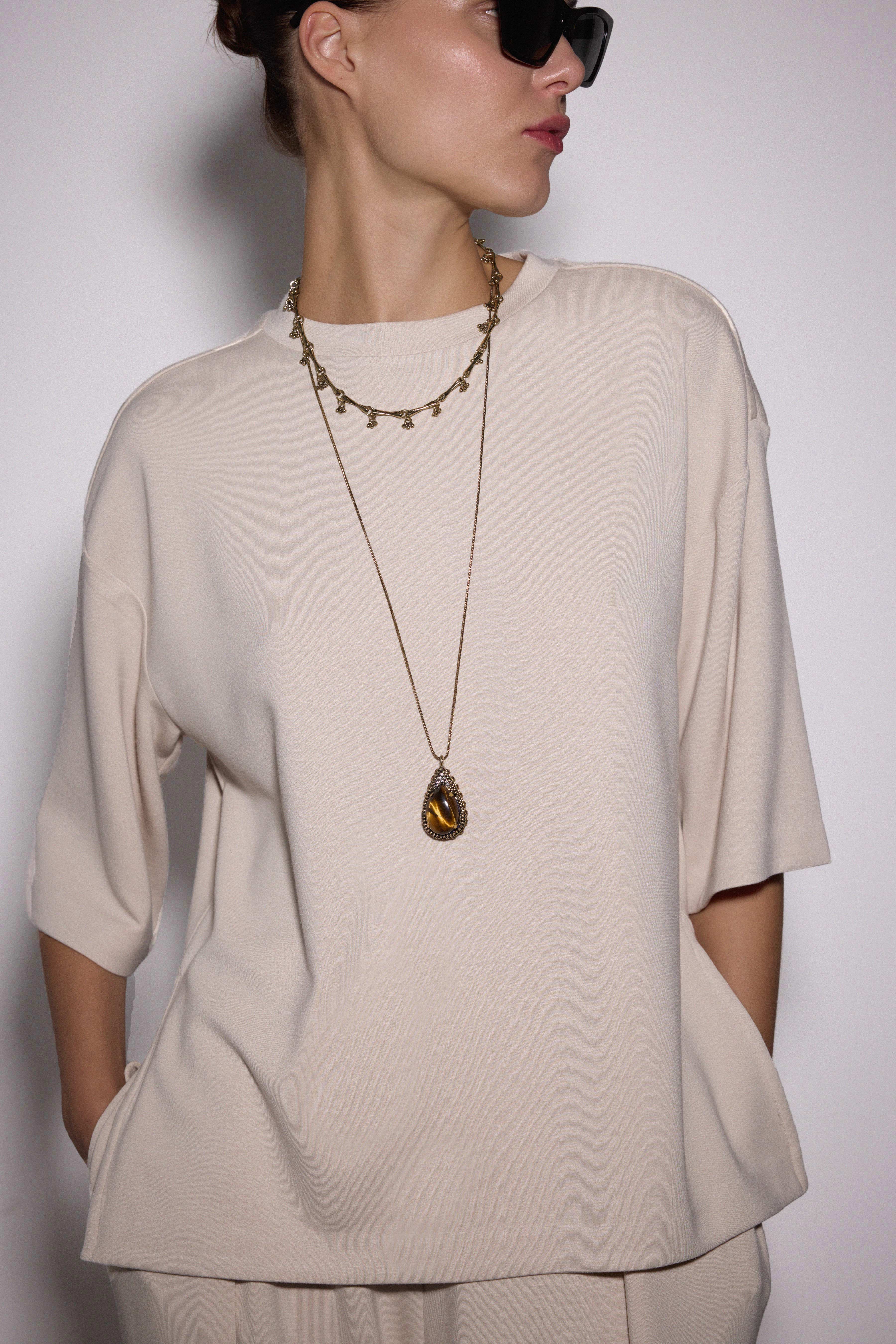 Yırtmaçlı Loose Fit Modal T-Shirt - TAŞ