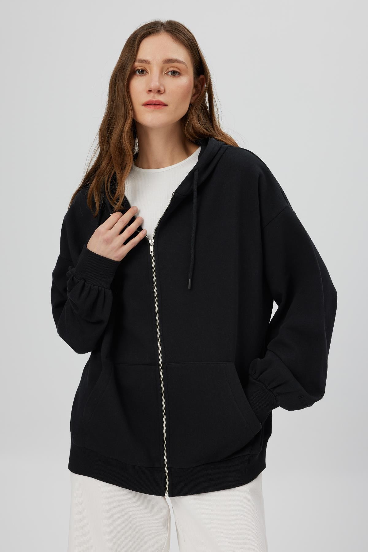 Fermuarlı Kapüşonlu Oversize Sweatshirt