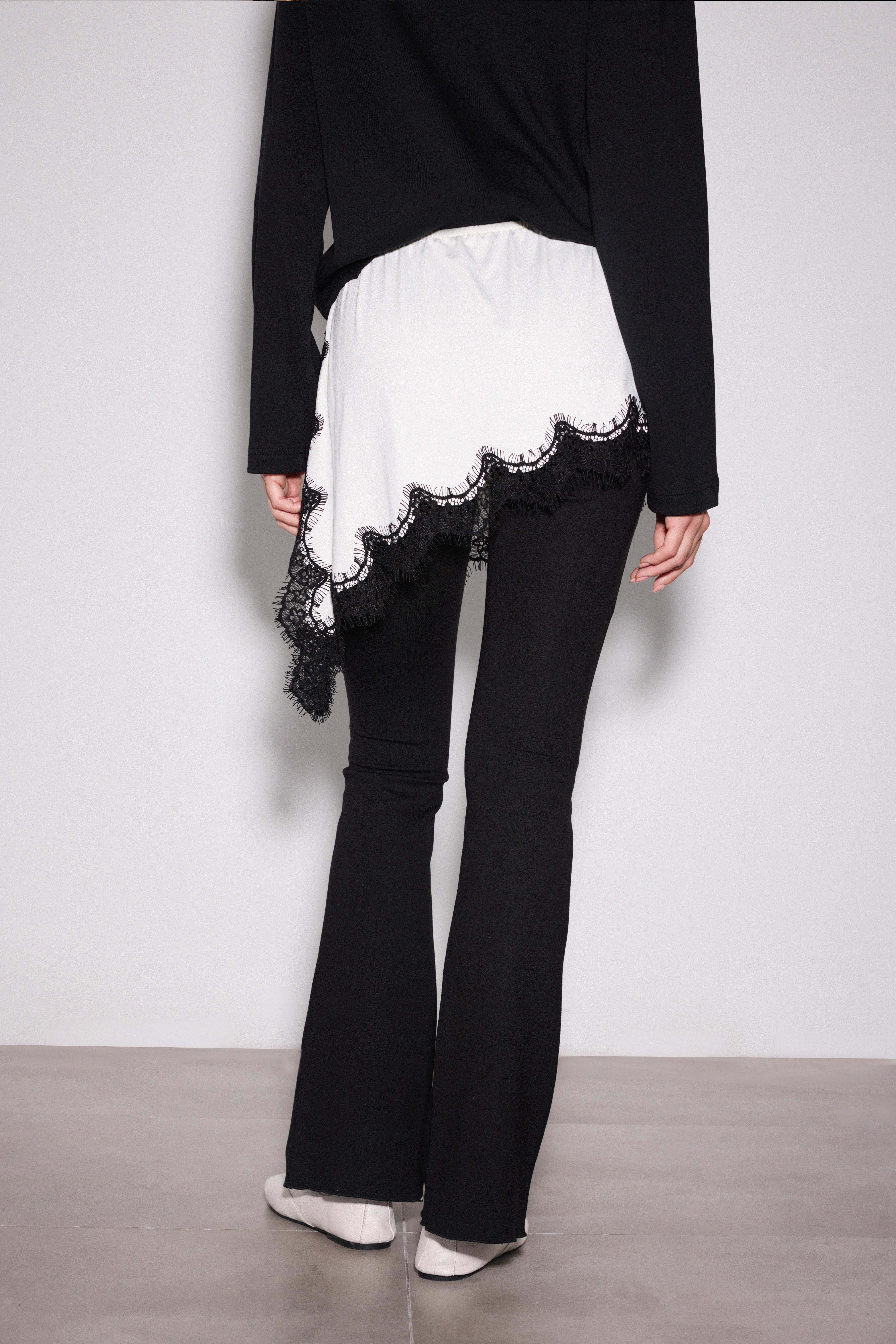 Dantelli Yan Yırtmaçlı Asimetrik Mini Jarse Etek - BEYAZ