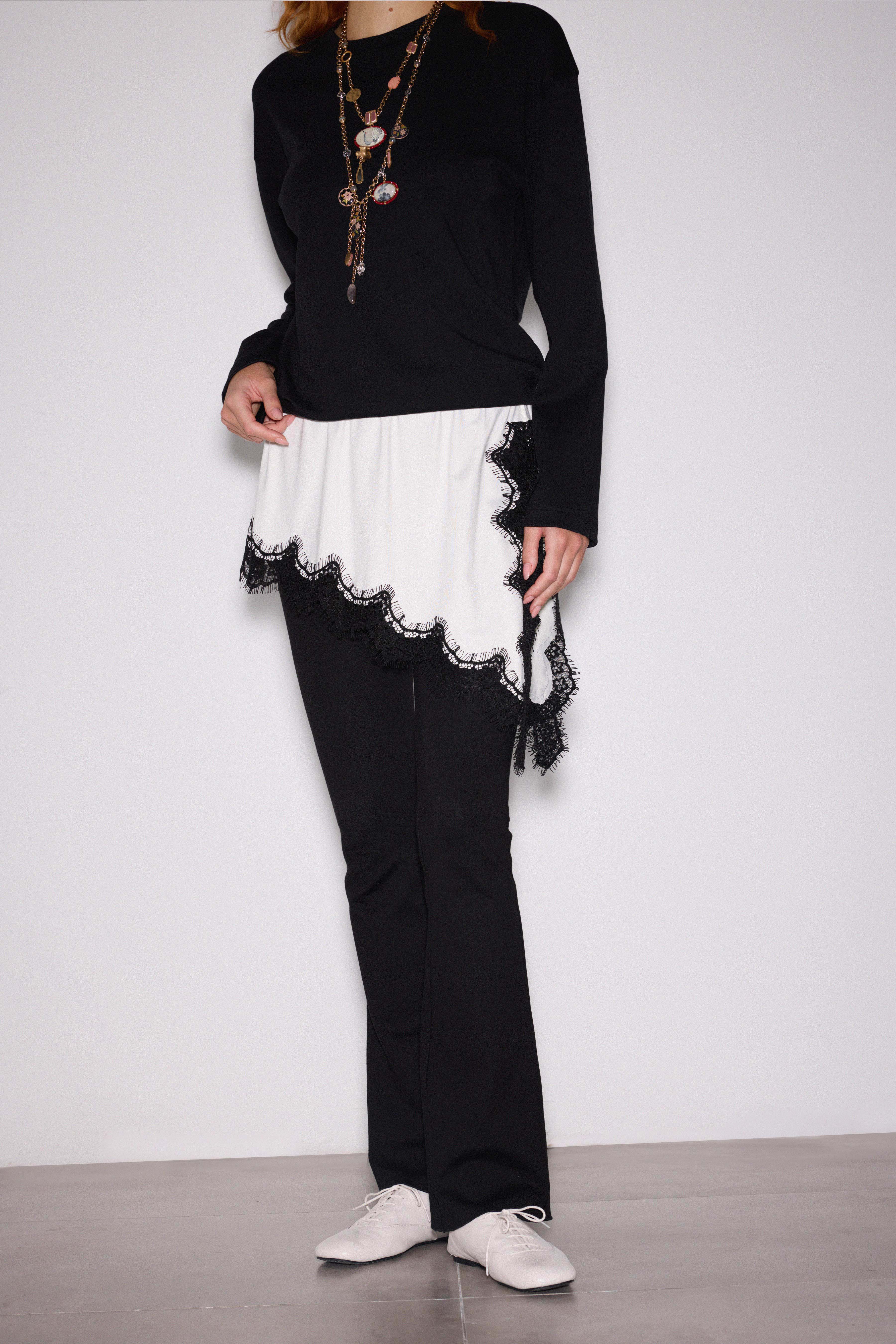 Dantelli Yan Yırtmaçlı Asimetrik Mini Jarse Etek - BEYAZ