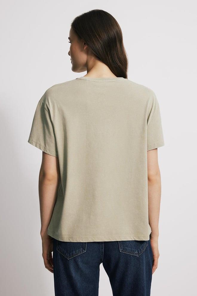 Yıkama Efektli Comfort Fit Kadın Tshirt - SOLUK HAKİ