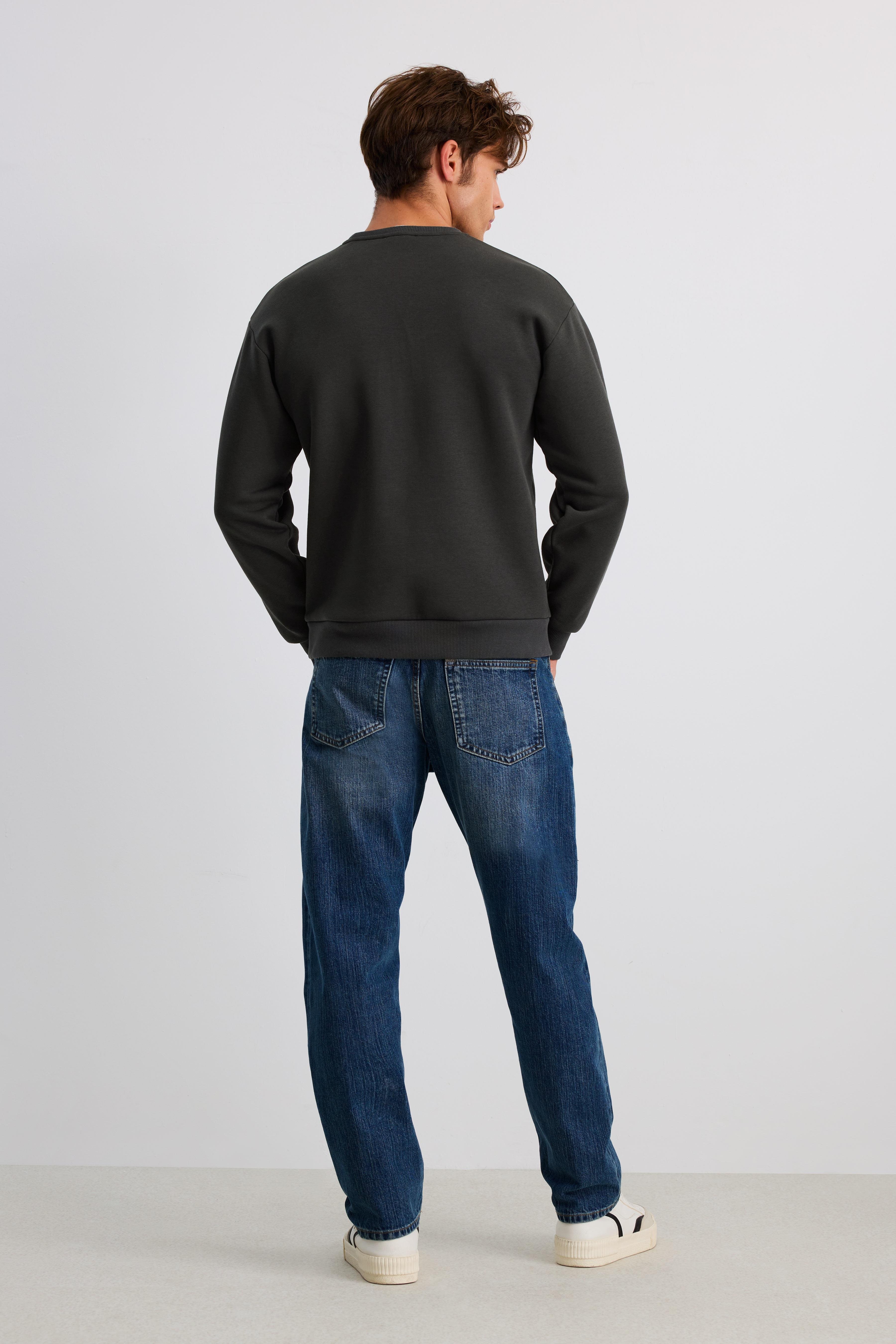 Çift Yaka Comfort Sweatshirt