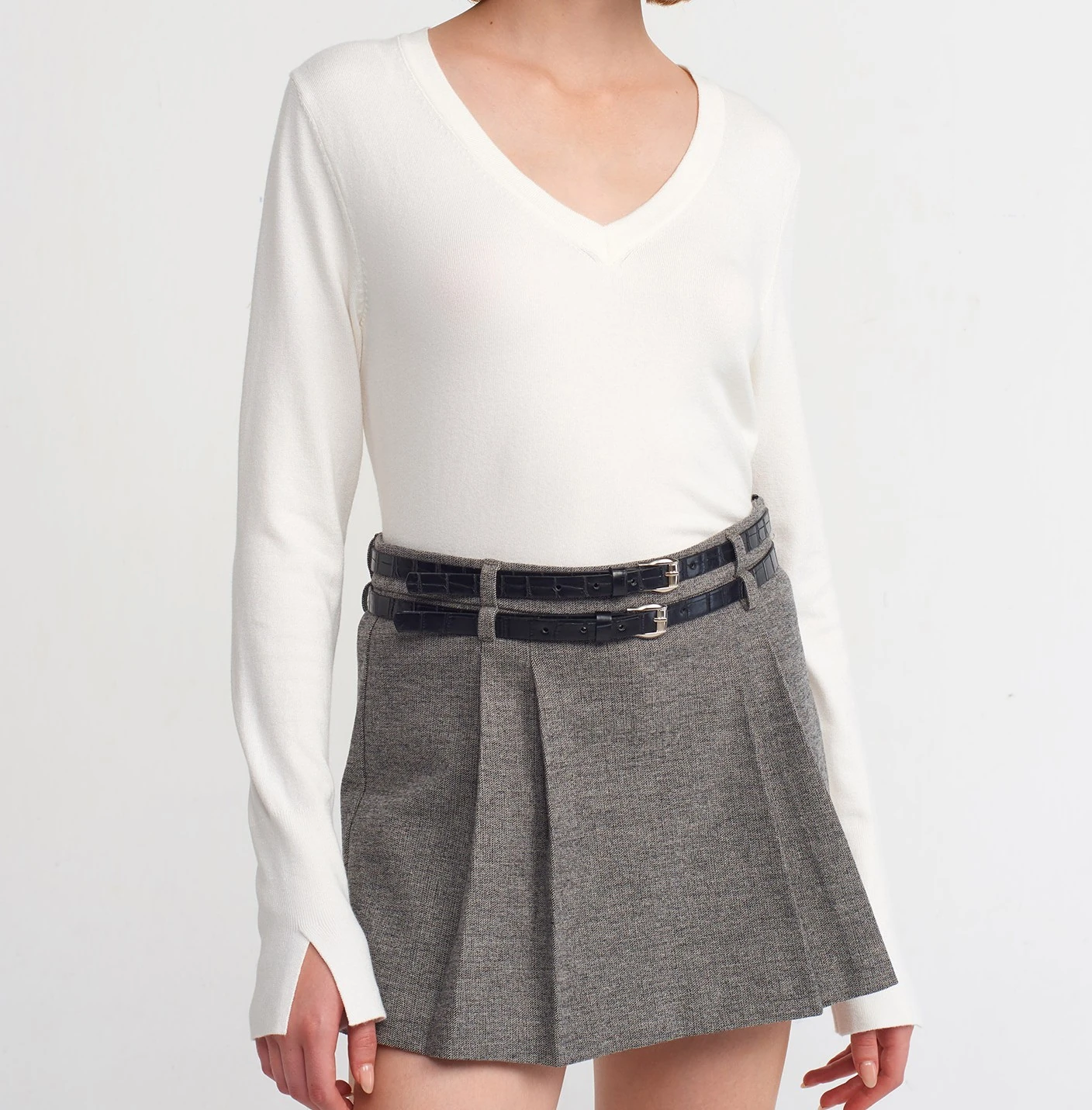 DL-202510427 V YAKA TRİKO KAZAK EKRU