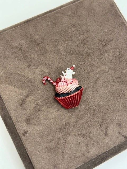 BG-202575 CUPCAKE MODEL BROŞ