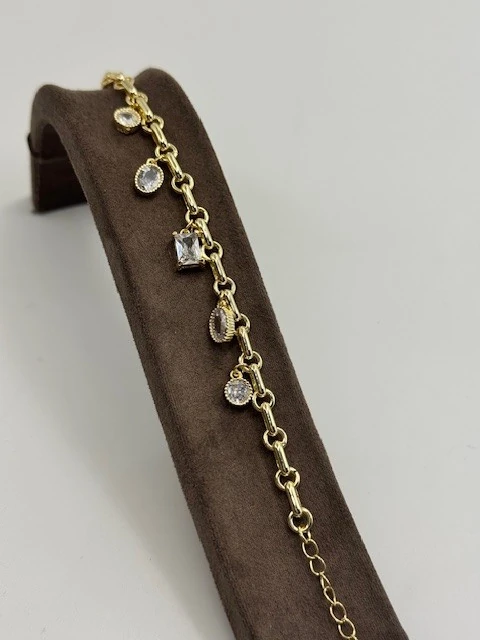 BT-2025250 TAŞLI BİLEKLİK