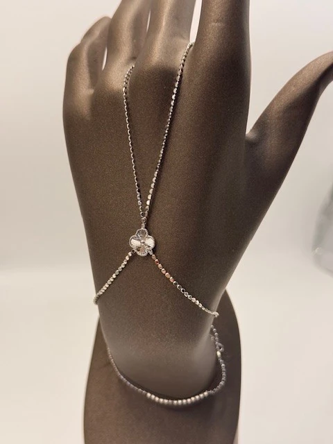 BG-2025100 GÜMÜŞ RENK TEKLİ YONCA MODEL ŞAHMERAN