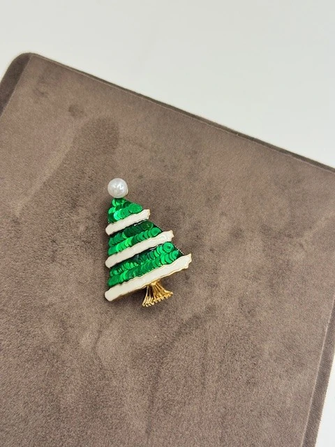 BG-202575 YEŞİL BEYAZ AĞAÇ MODEL BROŞ