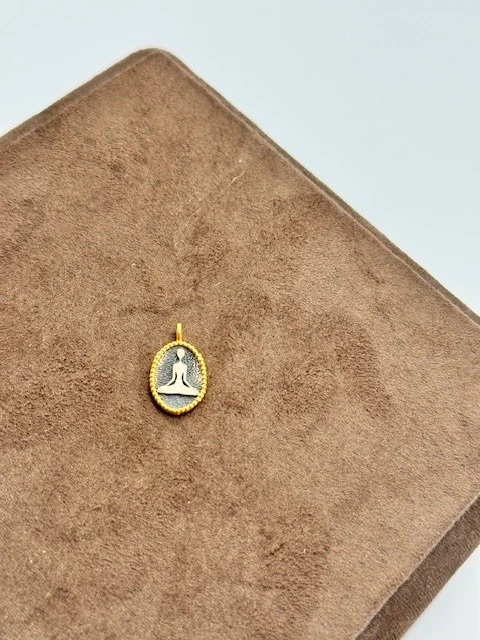 AR-2025230 YOGO DETAYLI KOLYE UCU 925 AYAR GÜMÜŞ