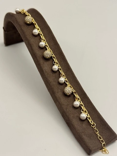 BT-2025300 İNCİ DETAYLI BİLEKLİK