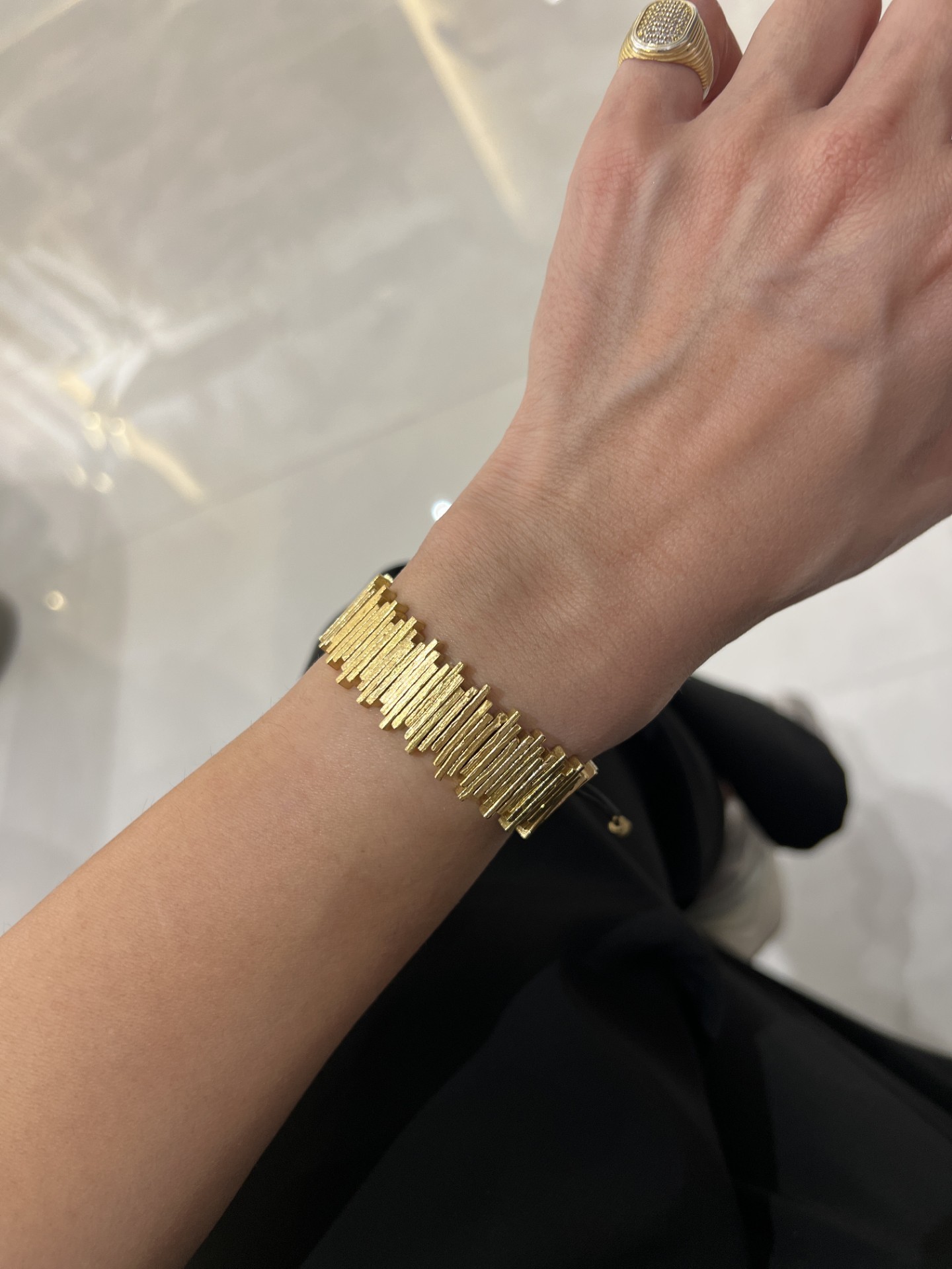 Gold Renk Bileklik