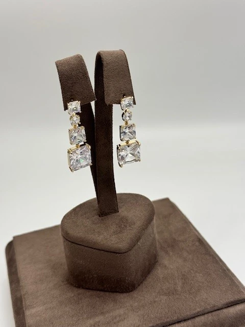 BYZ-2025175 KARE TAŞLI KÜPE