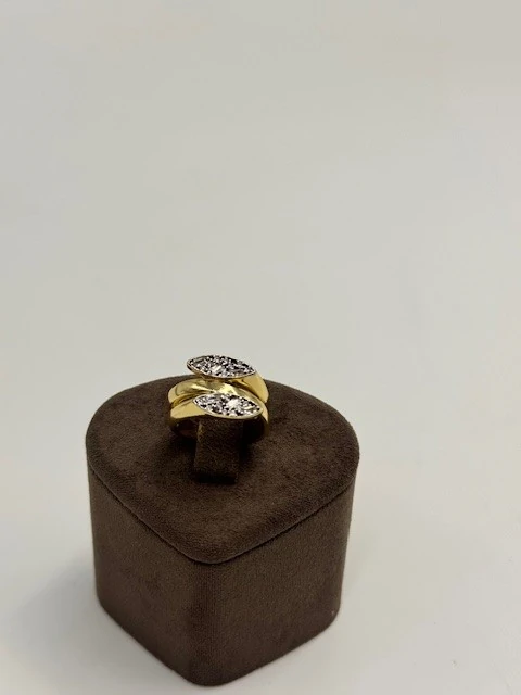 BT-202575 TAŞ DETAYLI YÜZÜK