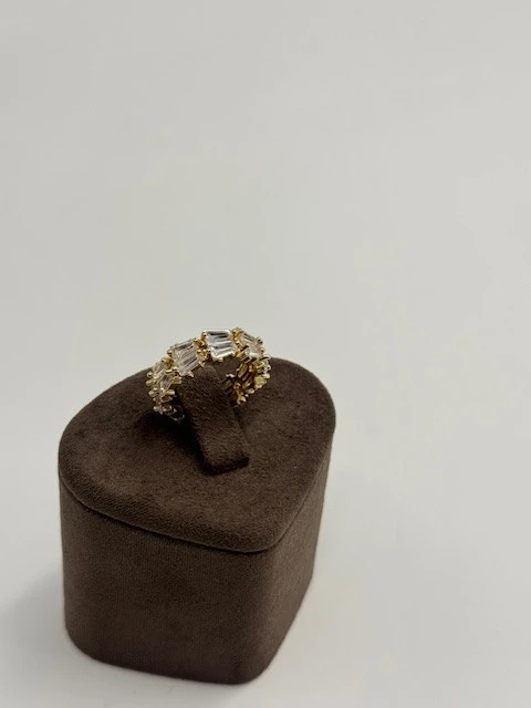 BT-202575 GOLD RENK TAŞLI YÜZÜK