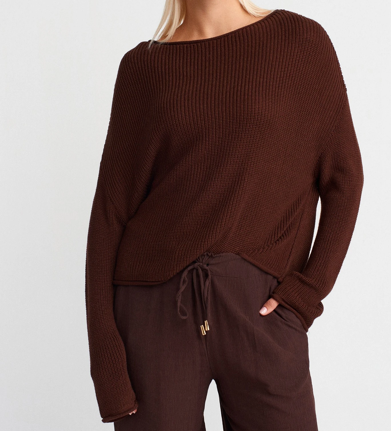 DL-202510804 KAYIK YAKA BASIC TRİKO KAZAK KAHVE