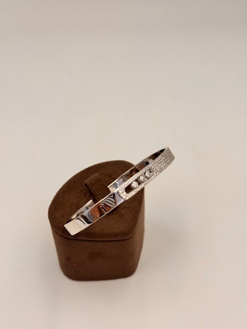Wİ-20252250 MARKA MODEL BİLEKLİK 18 CM