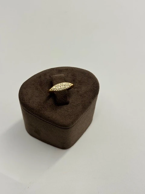 BT-202550 GOLD TAŞLI SERÇE PARMAK YÜZÜĞÜ AYARLANABİLİR