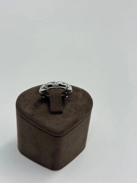 BT-202575 GÜMÜŞ RENK DÜZ ARA TAŞLI YÜZÜK