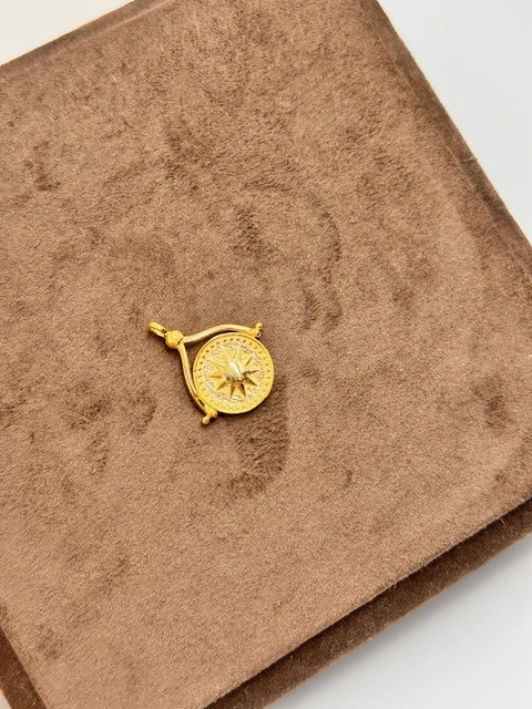 AR-2025435 ÖN YILDIZ ARKA AY DESENLİ KOLYE UCU 925 AYAR GÜMÜŞ