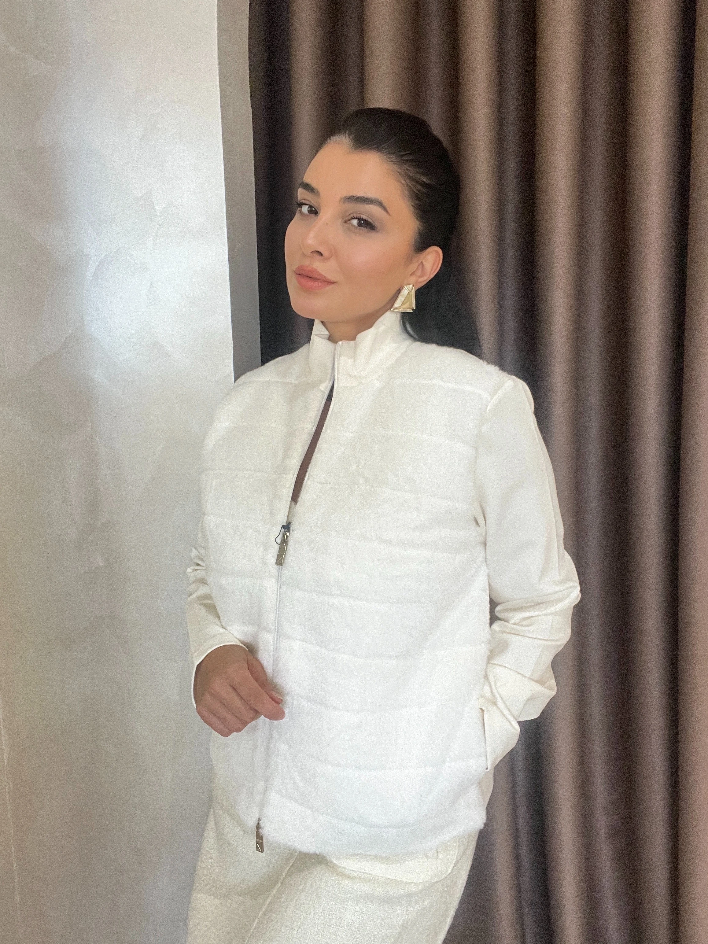 XNT-2025400631 SWEATMONT EKRU